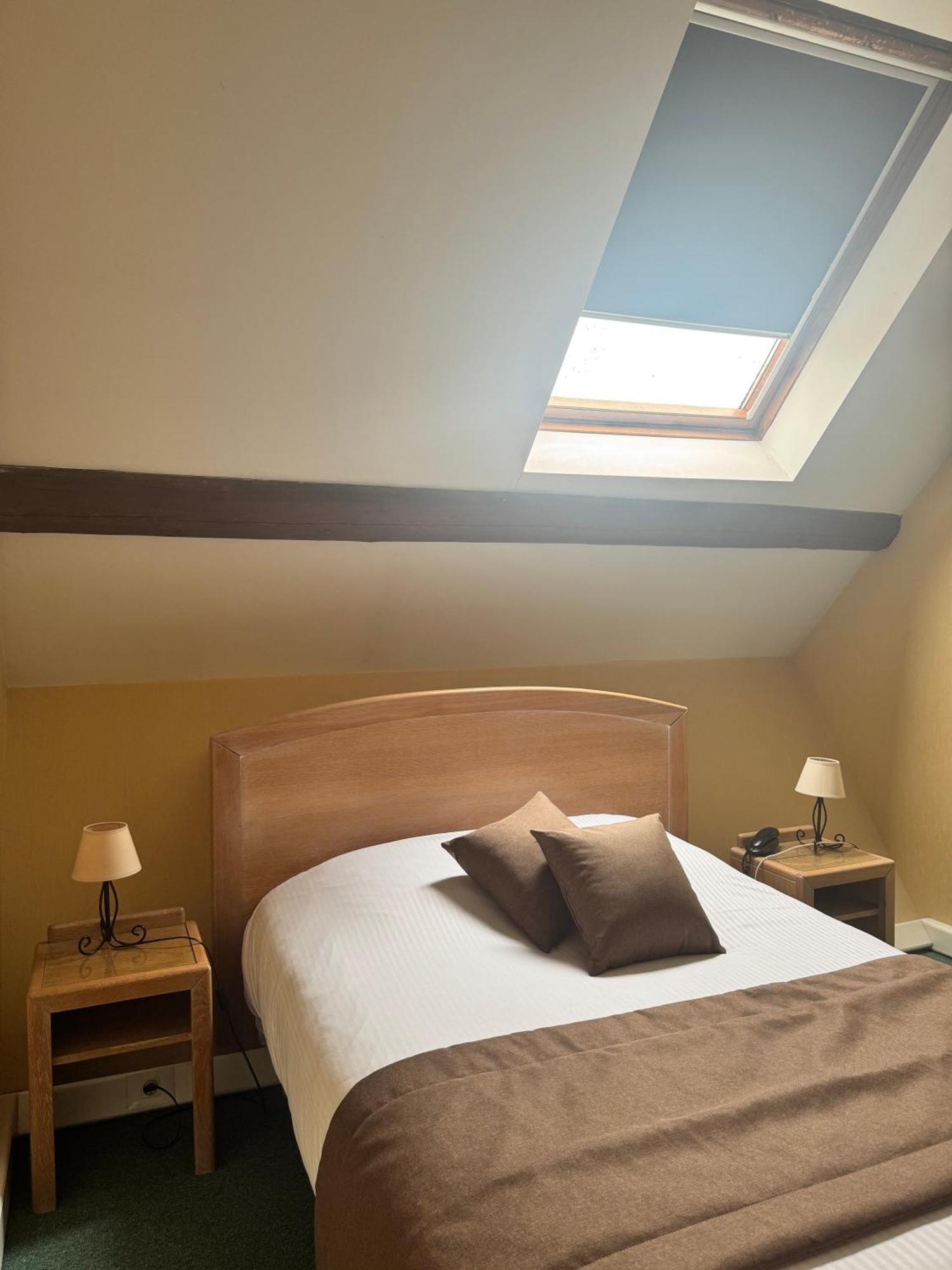 Attic Duplex Room stairs,1661636762:JPEG
