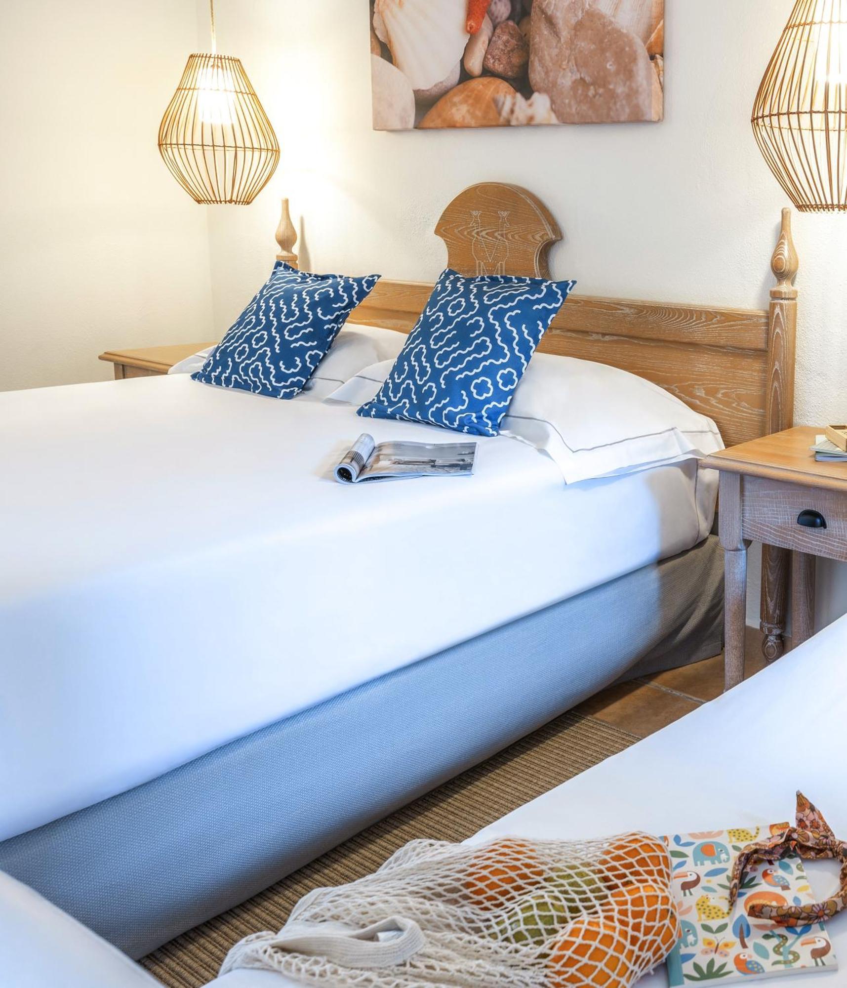 Superior Double or Twin Room Garden View