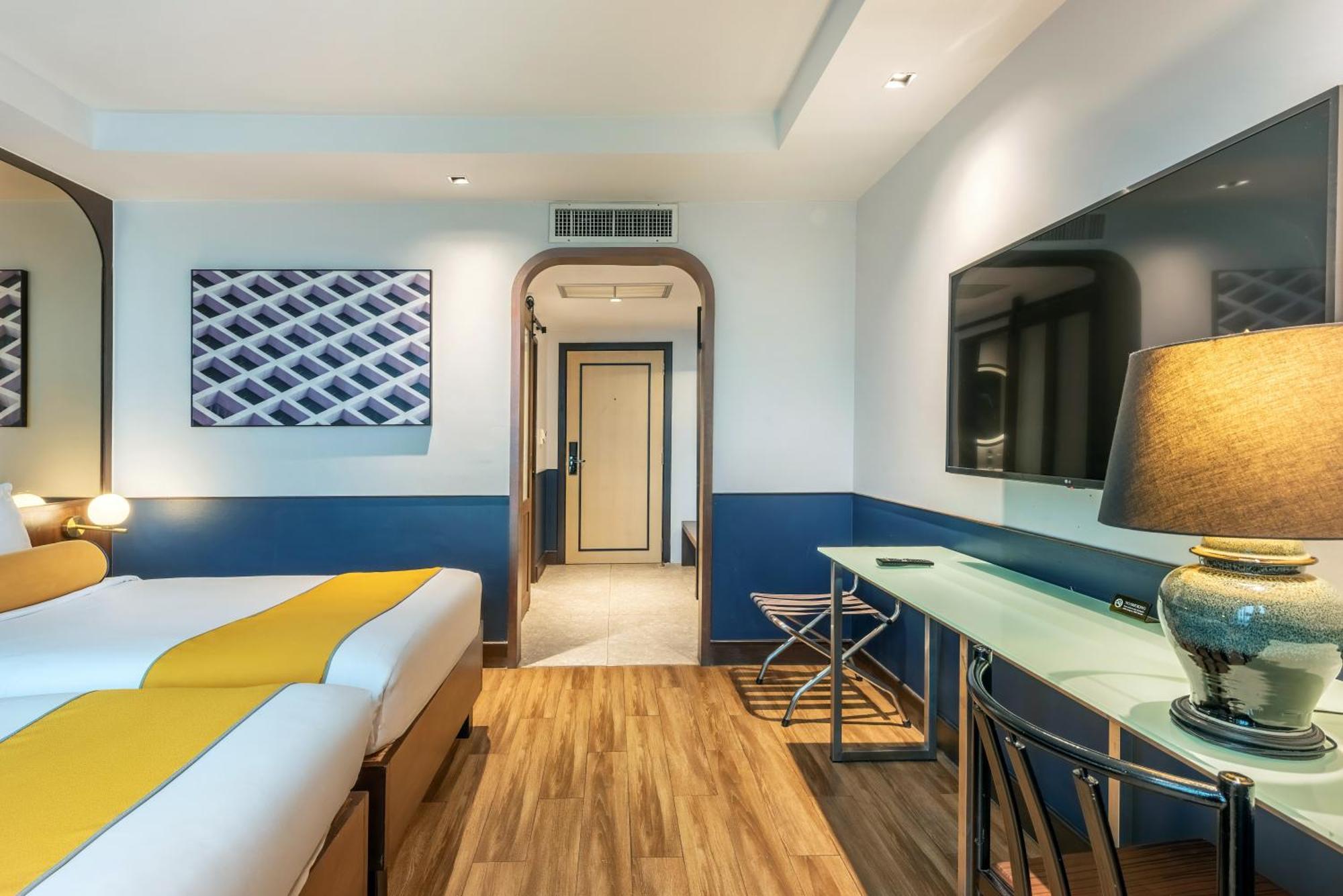 Superior Twin Room
