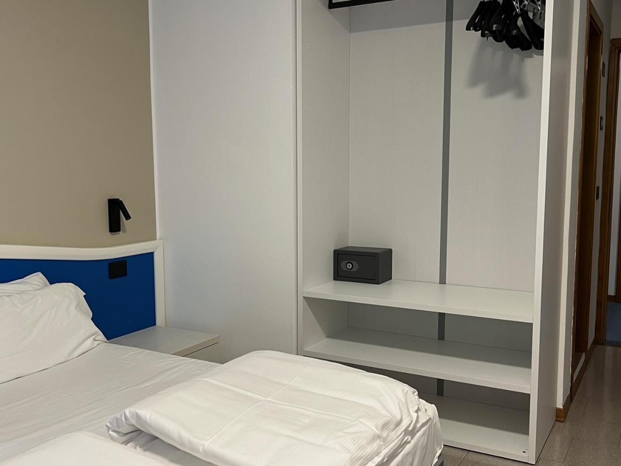 Triple Room Mountain View,1661641706:JPEG
