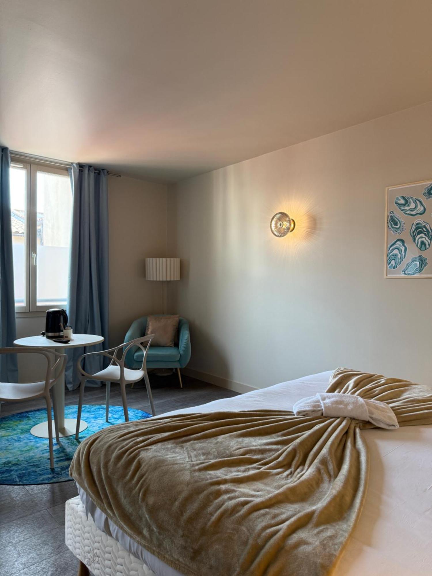 Suite Patio or Street view