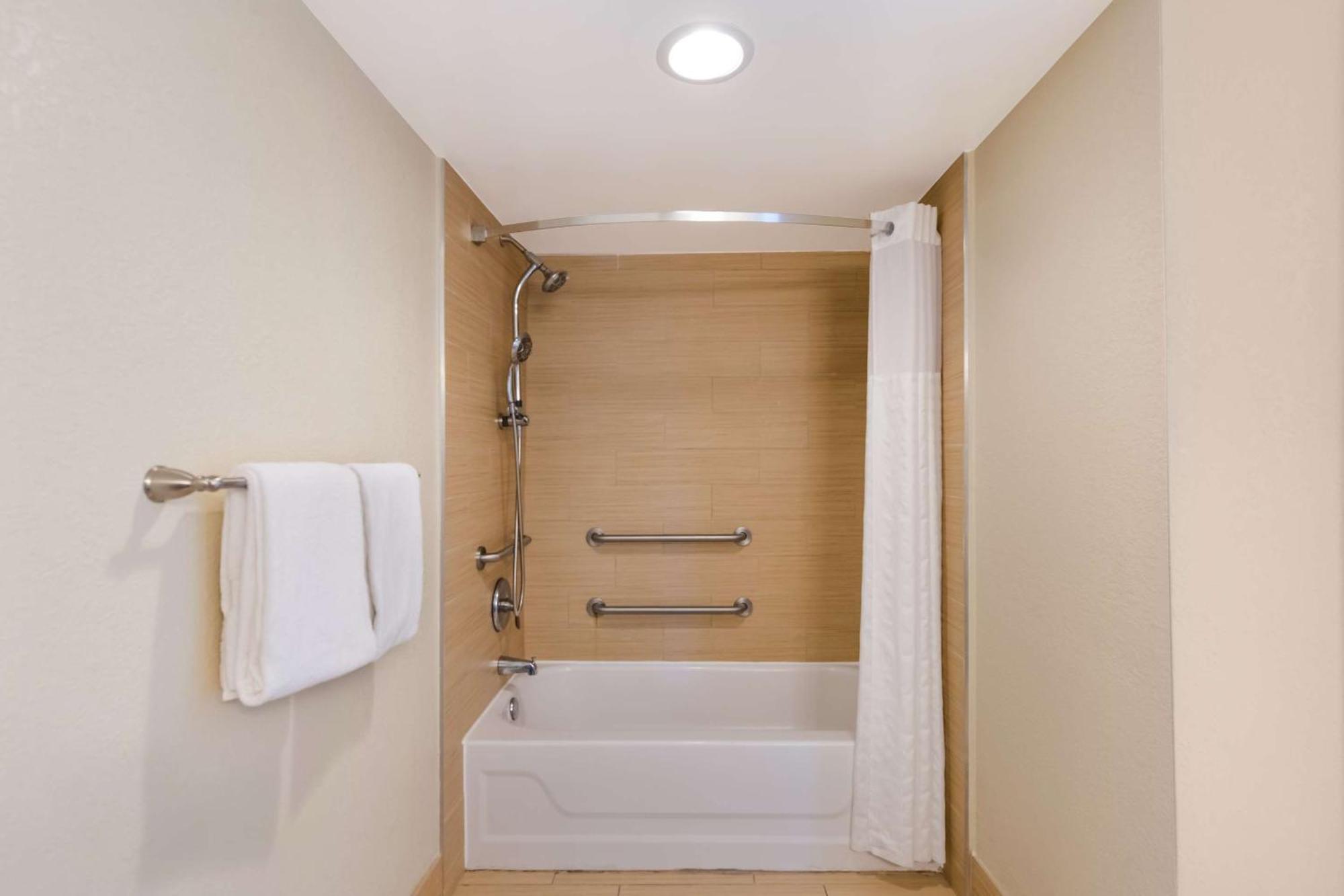Room Two Double Beds Ocean View