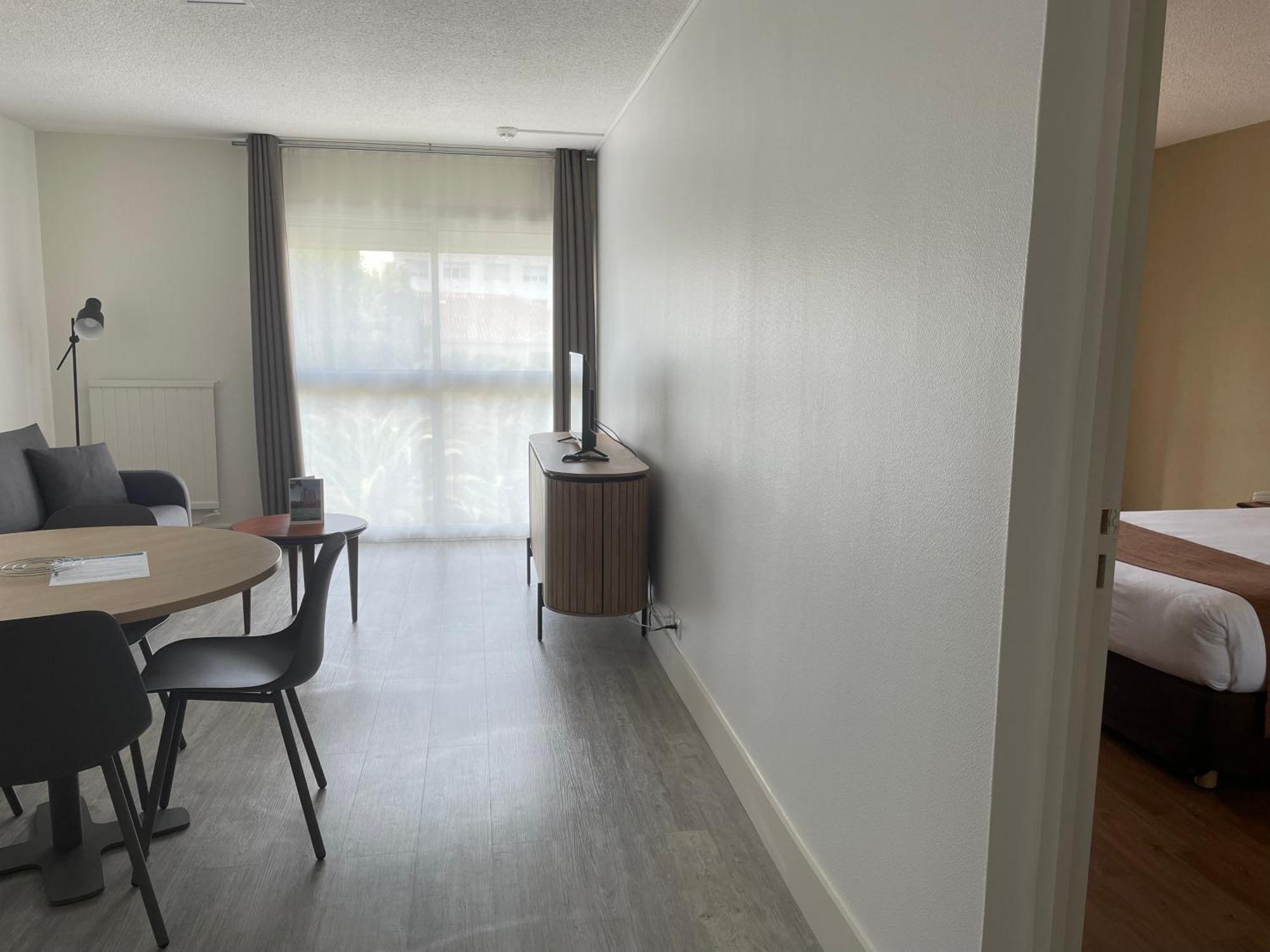 Apartment,1346251796:JPEG