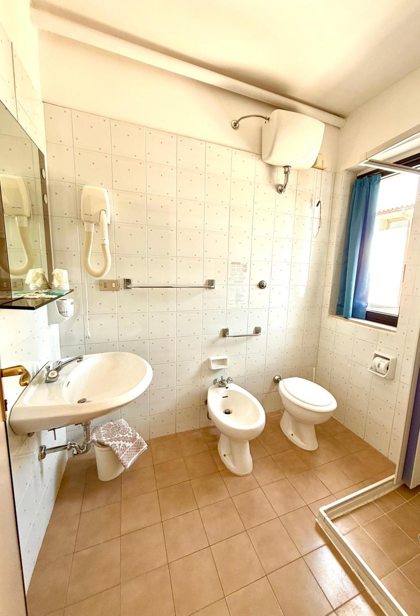 Standard Double Room,1765880780:JPEG