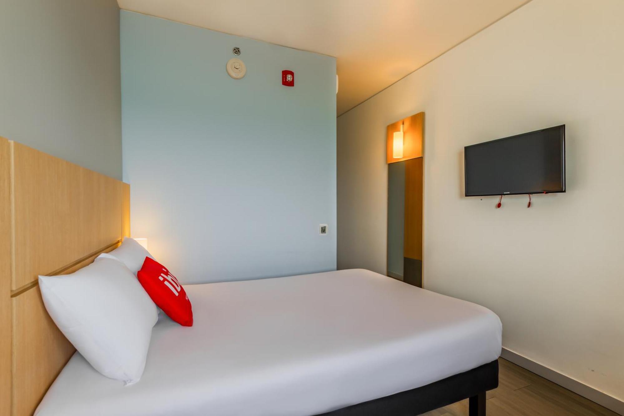 Standard Double Room,1661671811:JPEG