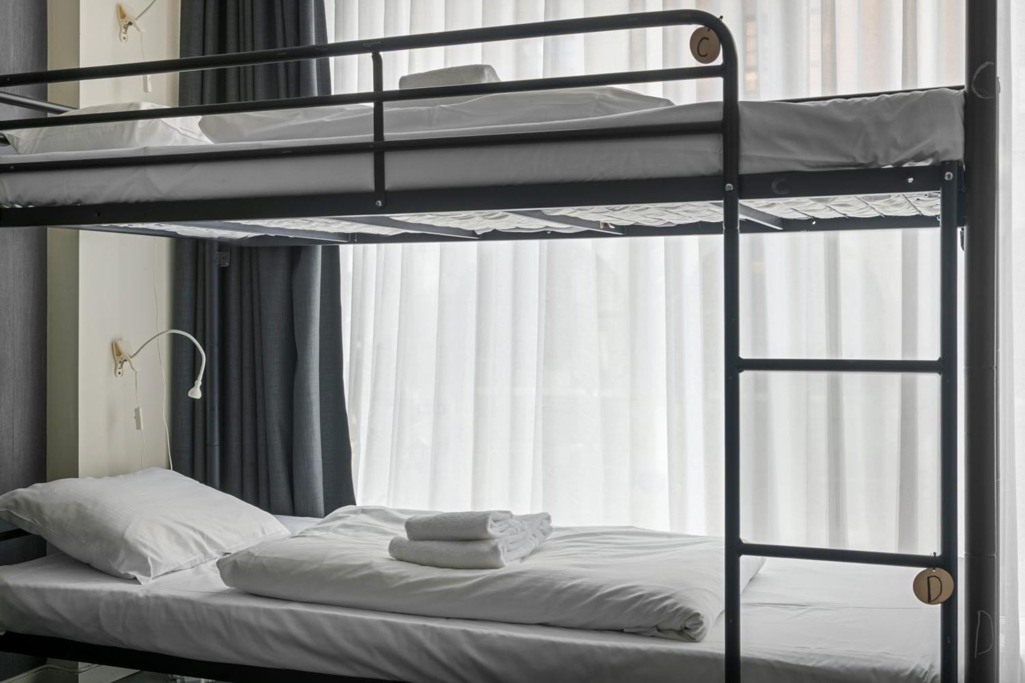 Bed 6-Bed Mixed Dormitory Room