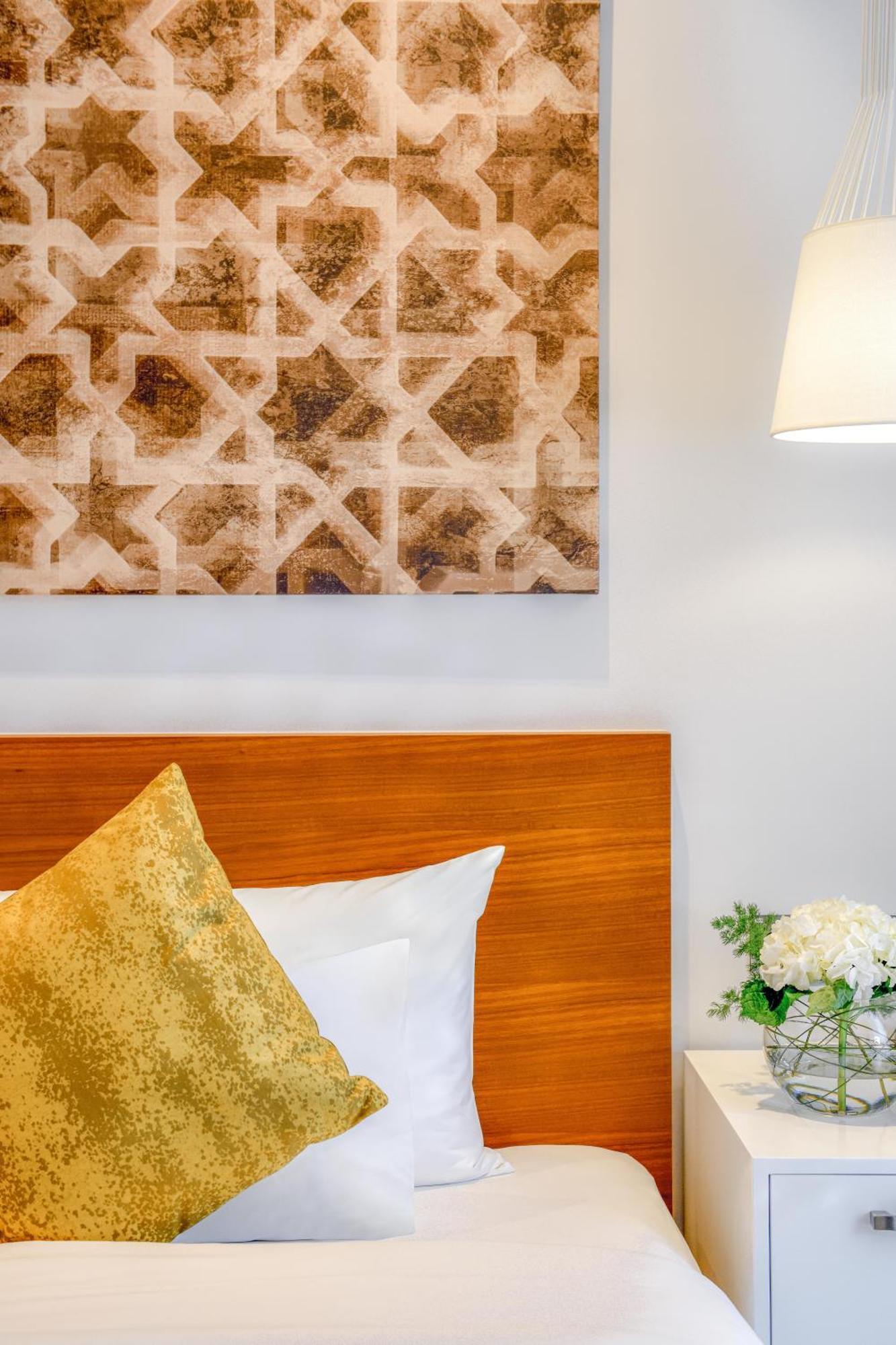 Dubai Suite 