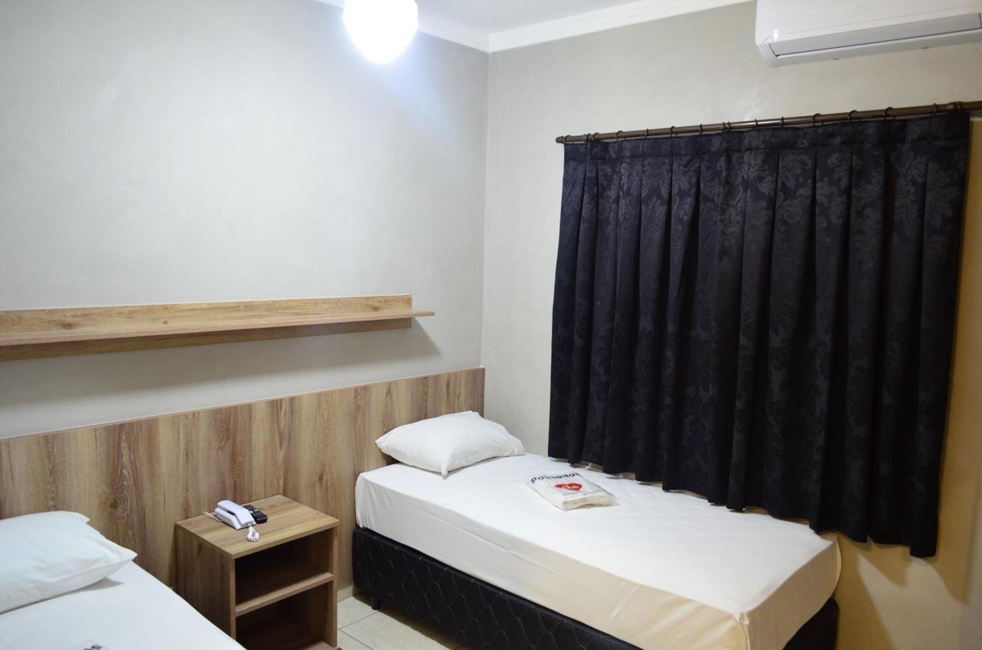 Quarto Deluxe com 2 Camas de Solteiro