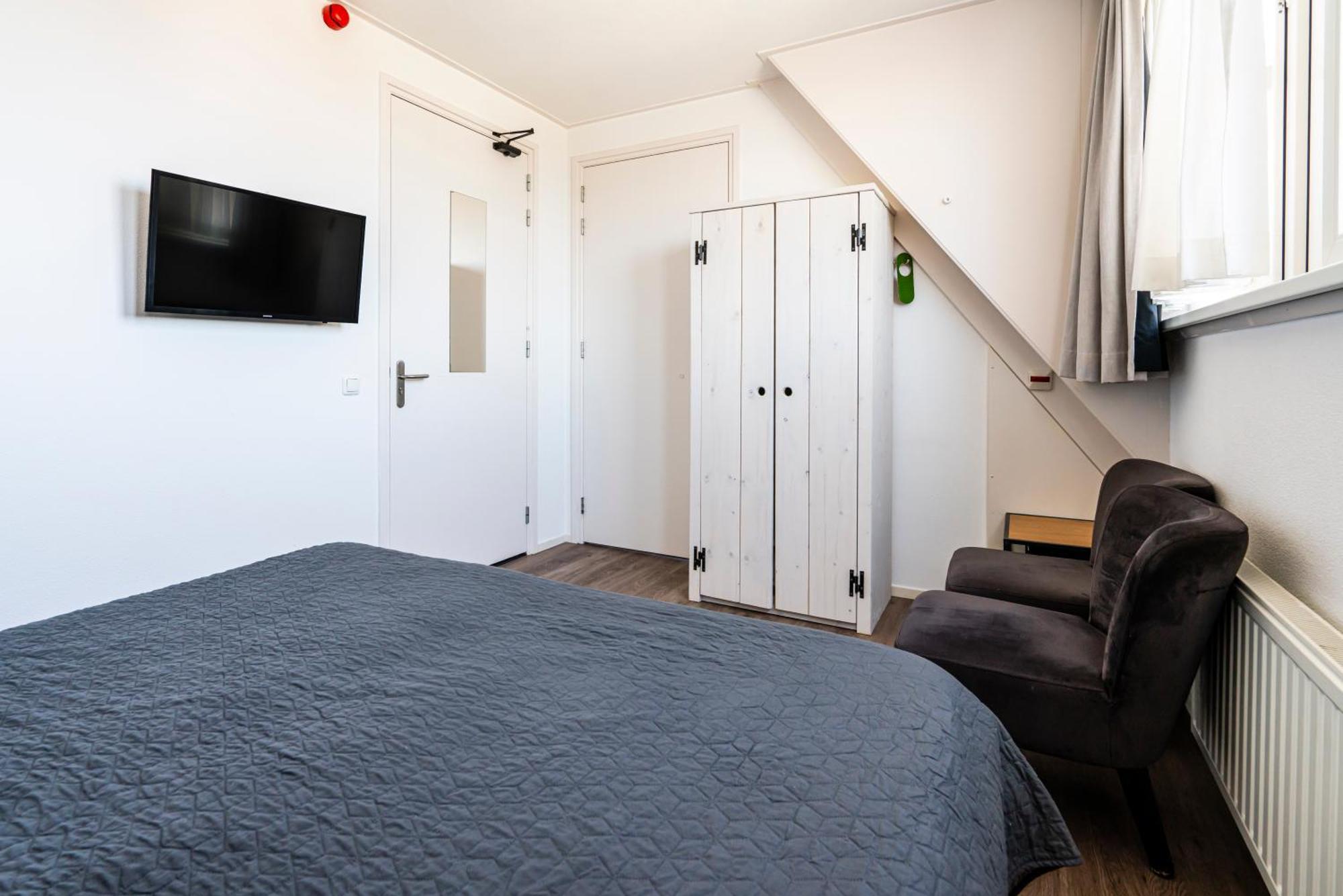 Twin Room Shared Balcony Second Floor