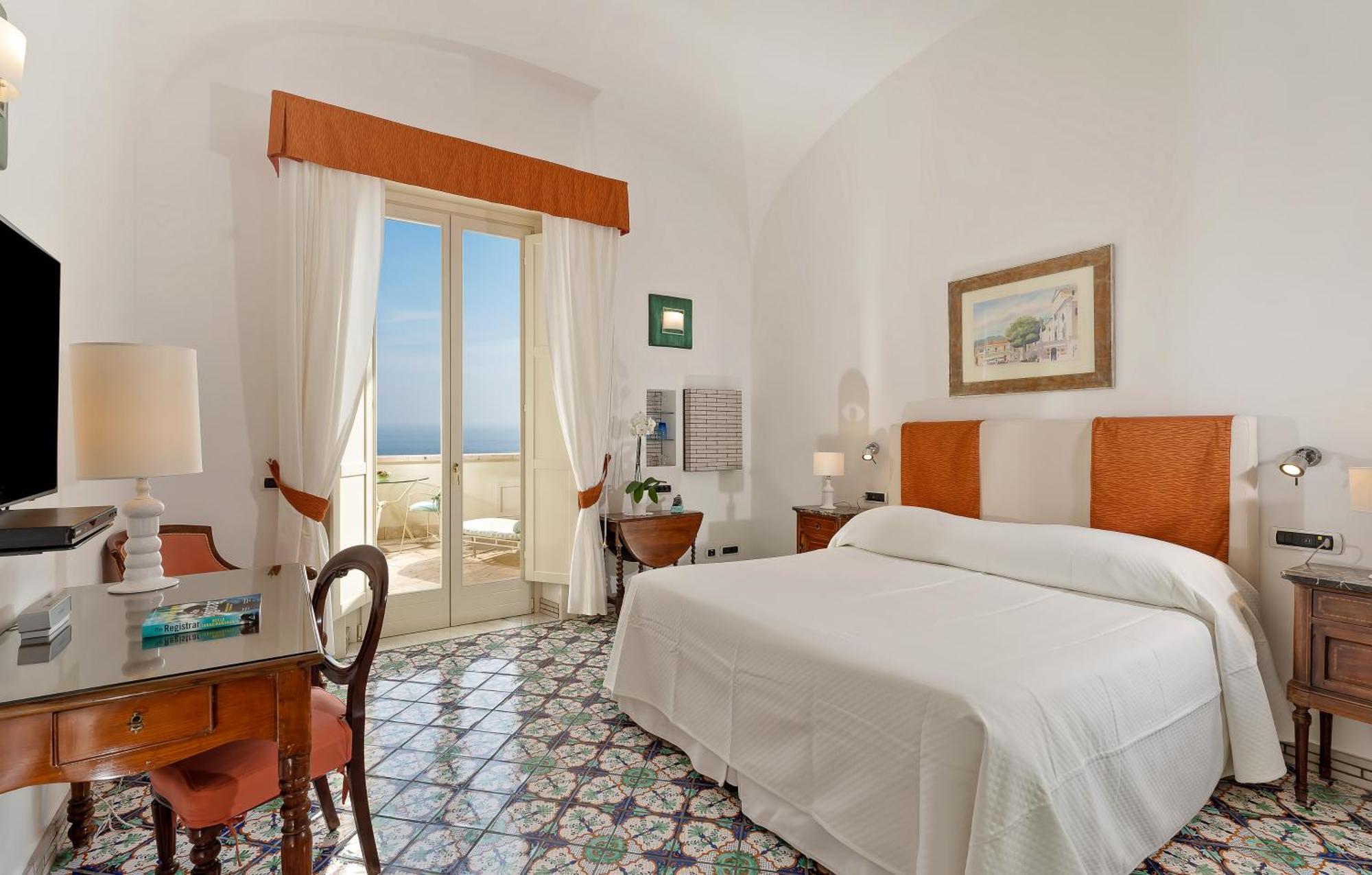 Superior Double or Twin Room Sea View
