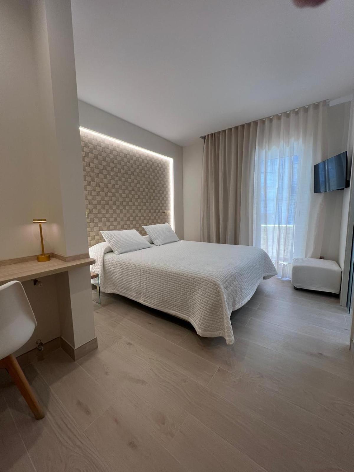 Deluxe Double Room Balcony