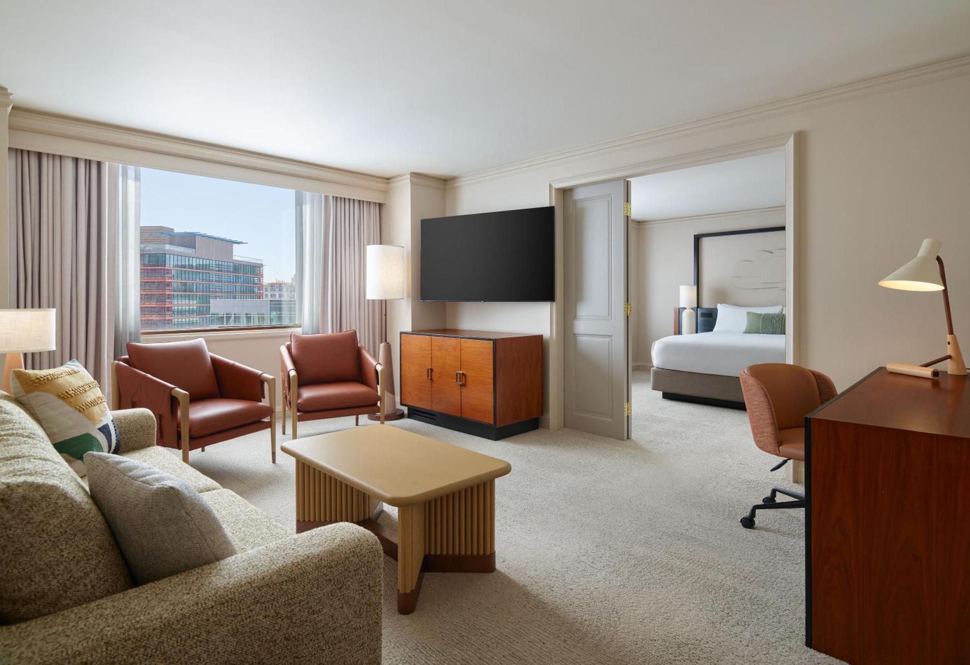Uptown King Suite Sofa Bed,1662400833:JPEG