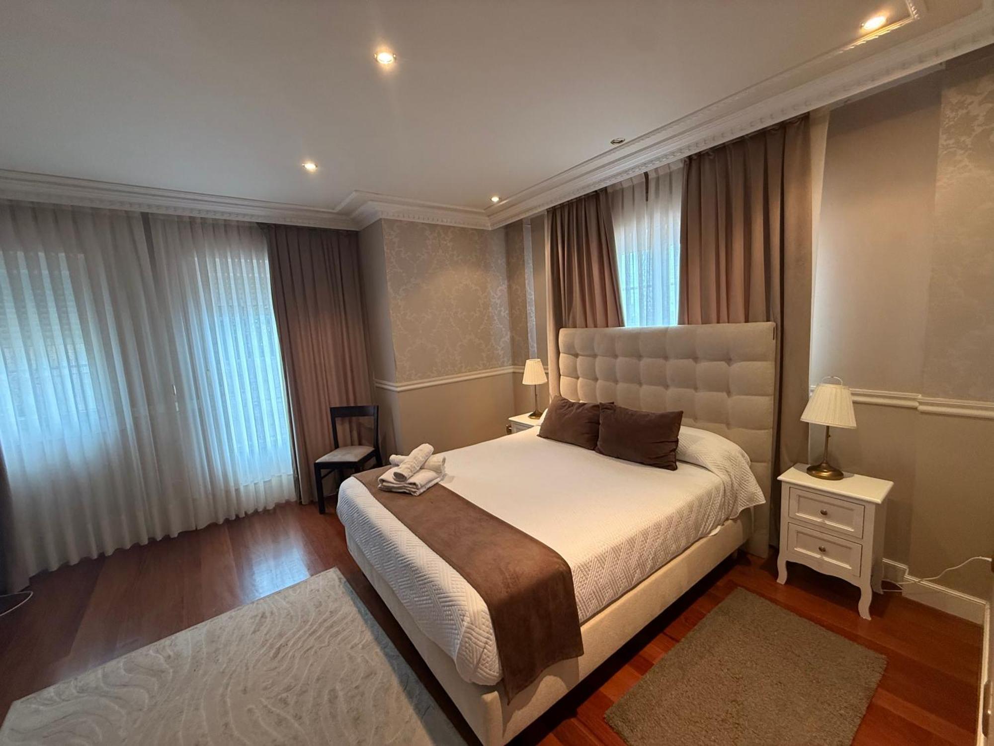 Queen Room