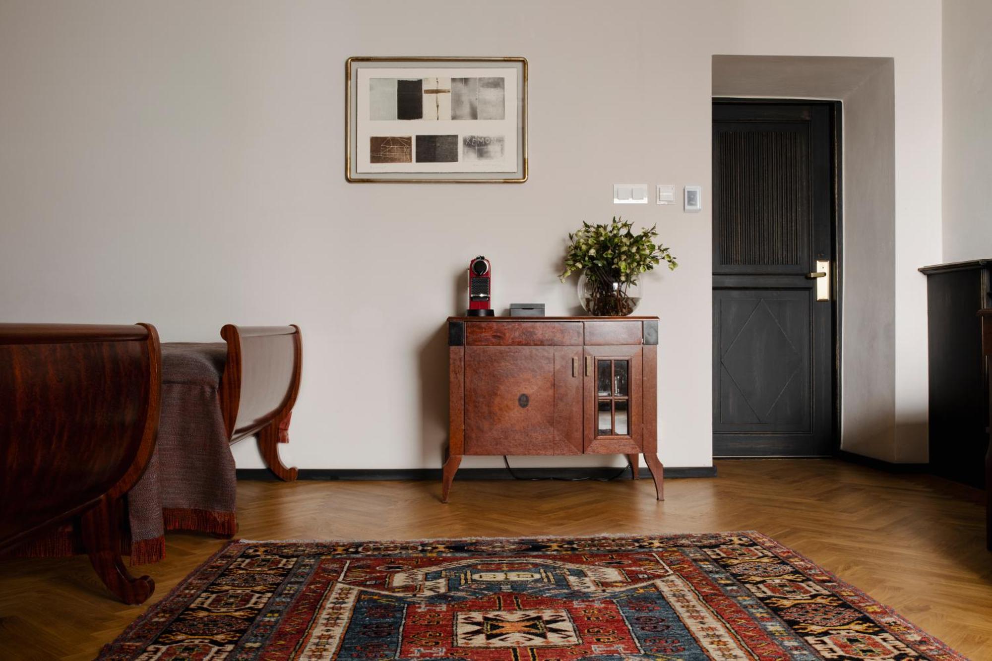 Standard Family Room