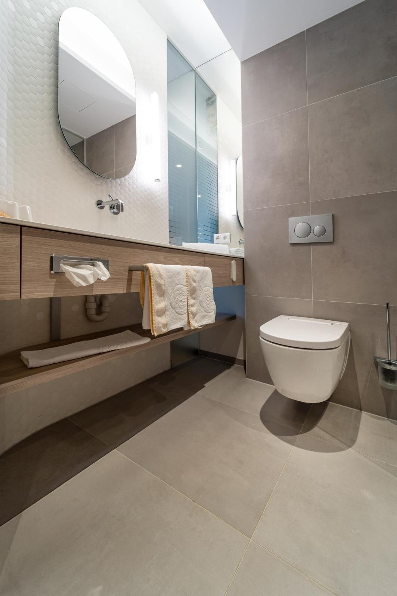 Standard Single Room
