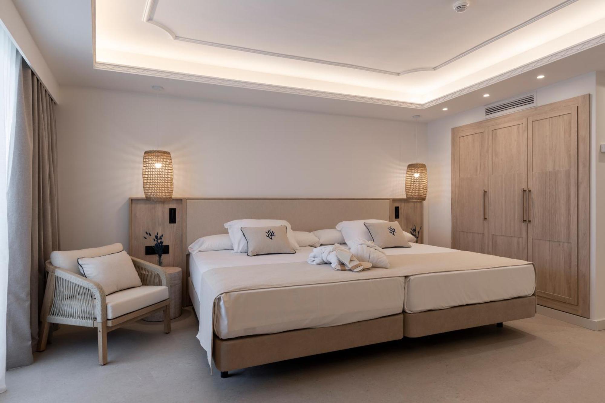 Double Room,1662976834:JPEG