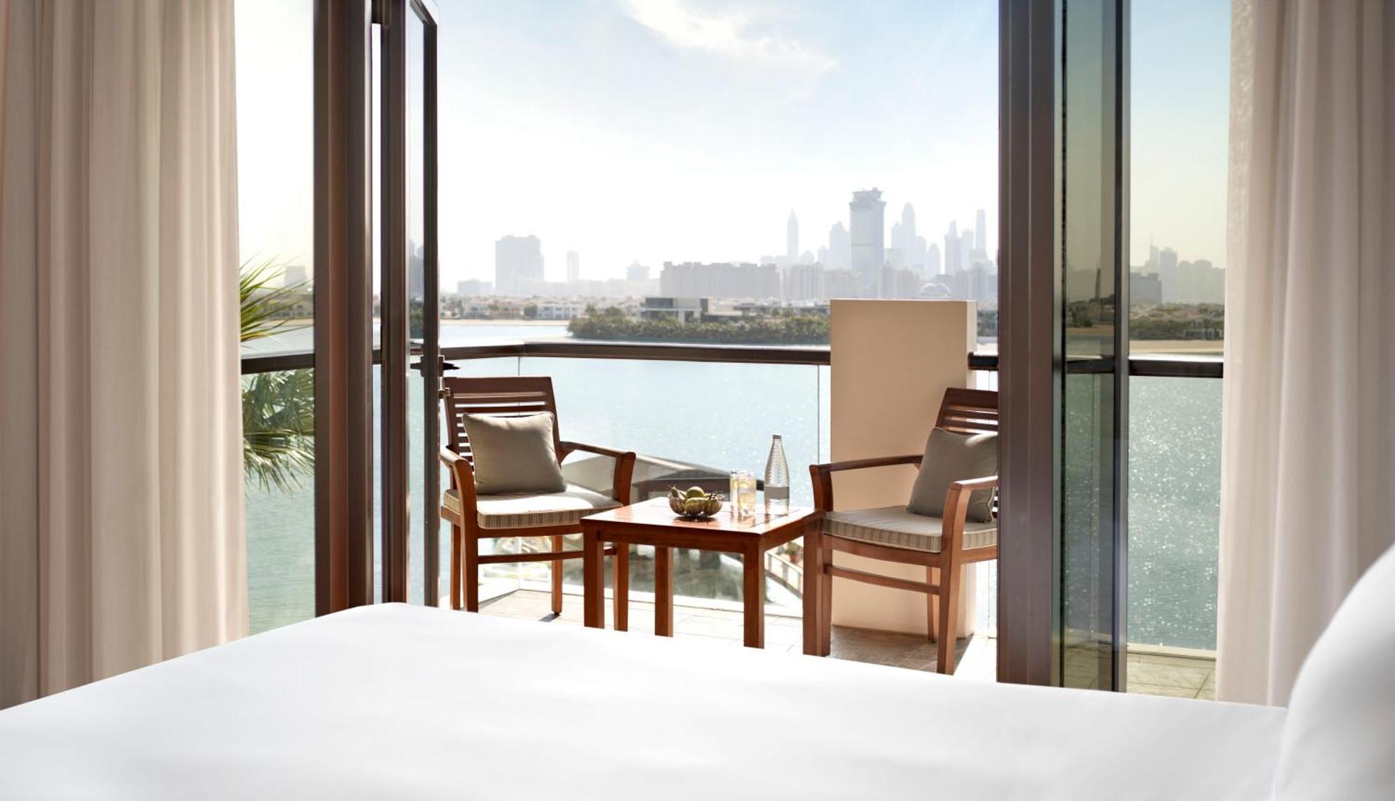 Junior King Suite With Sofa Bed and Private Balcony - Club Access,1662991317:JPEG