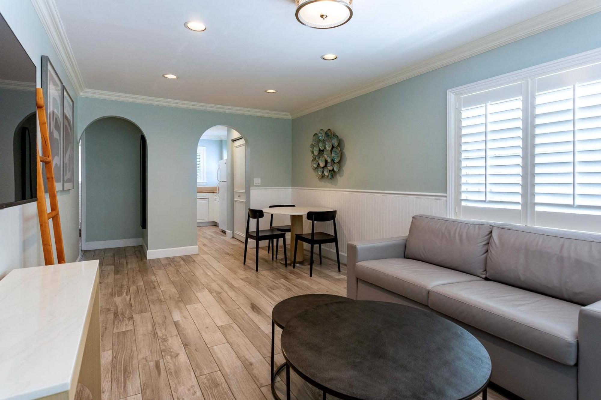One-Bedroom Suite