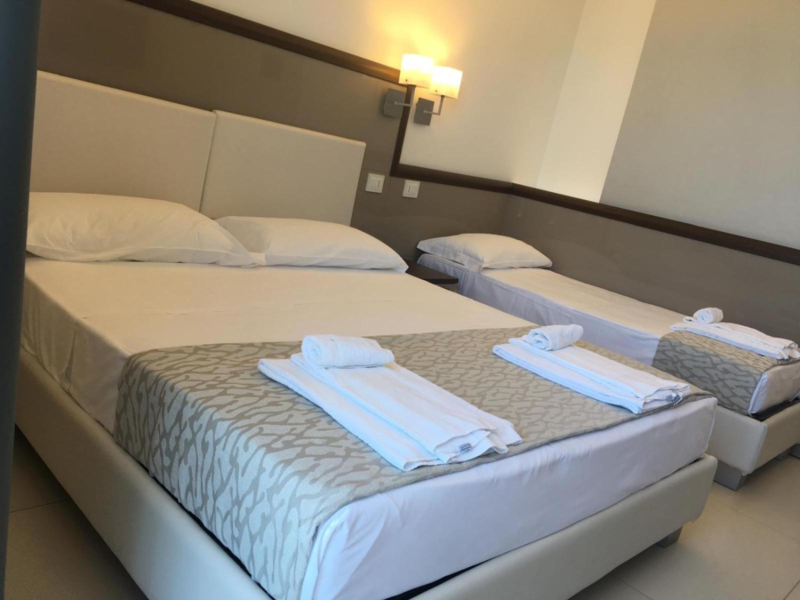 Triple Room City View,1662999438:JPEG
