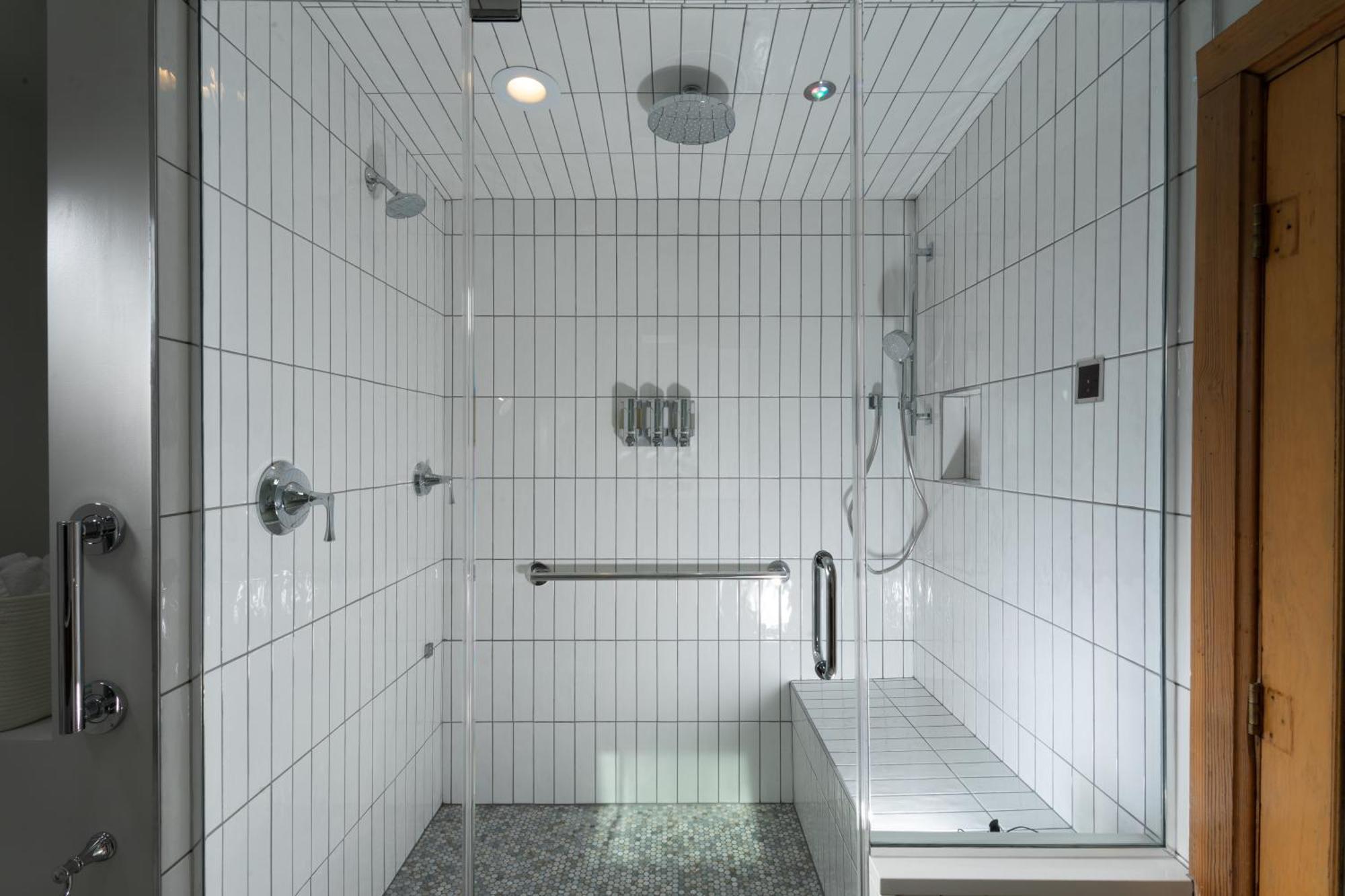 Double Room Private Bathroom