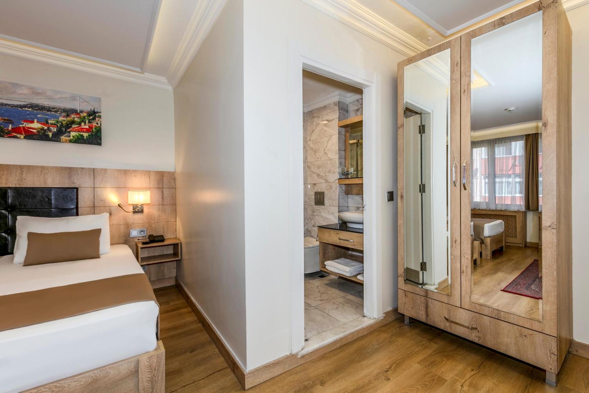 Double or Twin Room