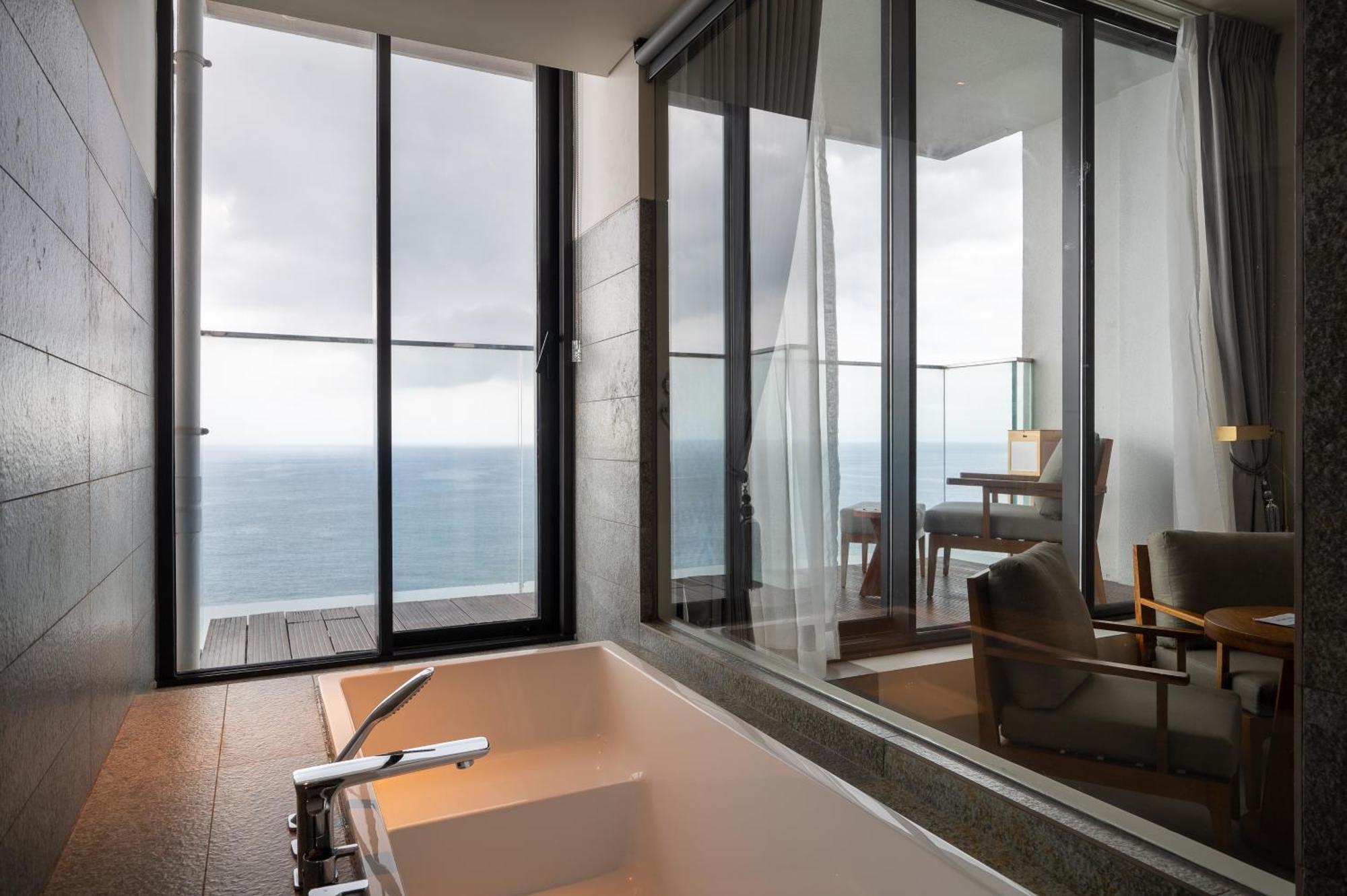 Premium Twin Sea View Room Terrace,1663146359:JPEG