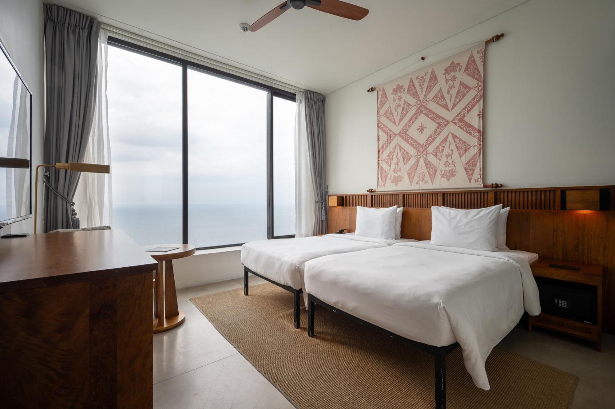 Superior Twin Sea View