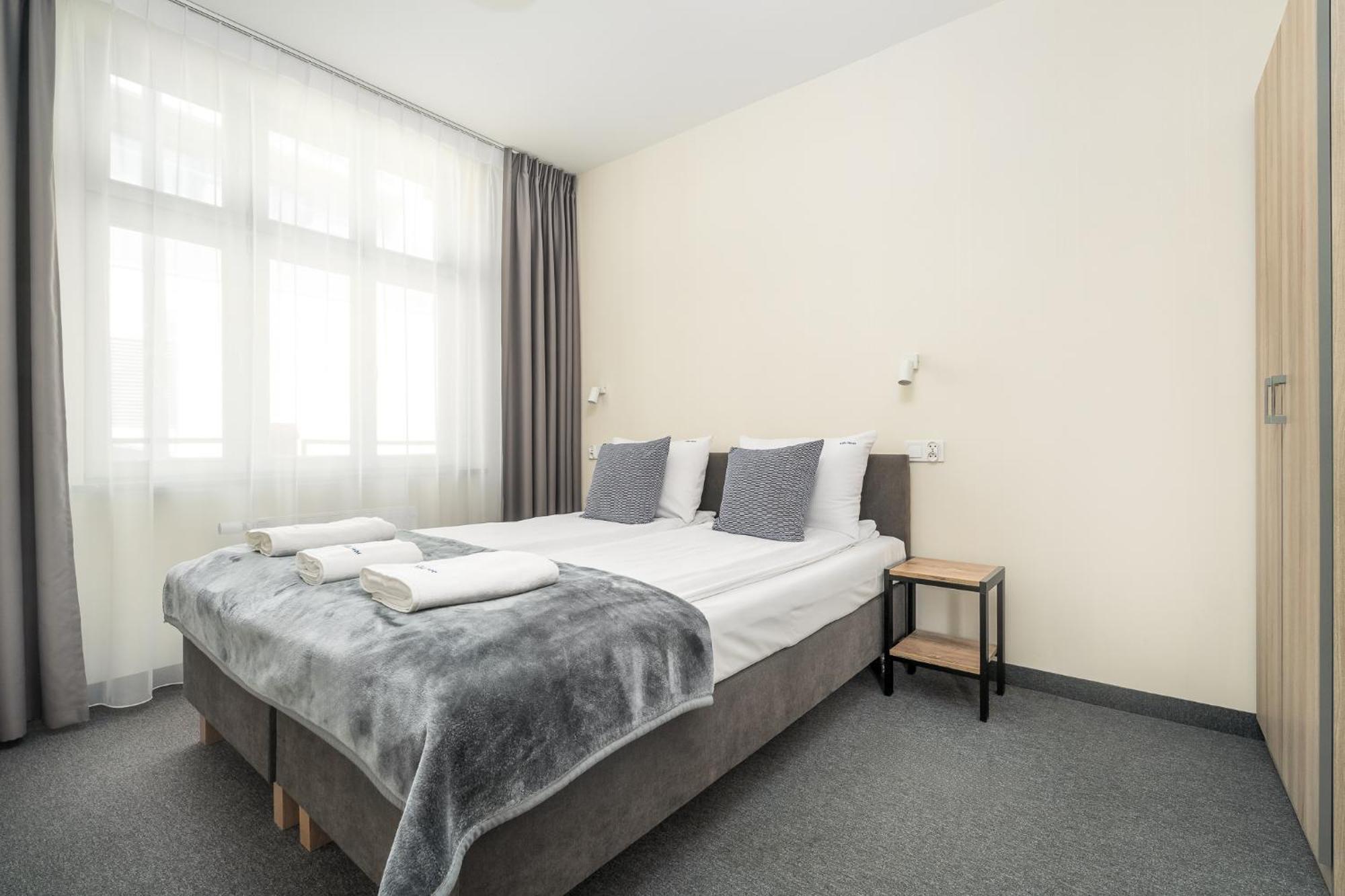 Deluxe Family Suite