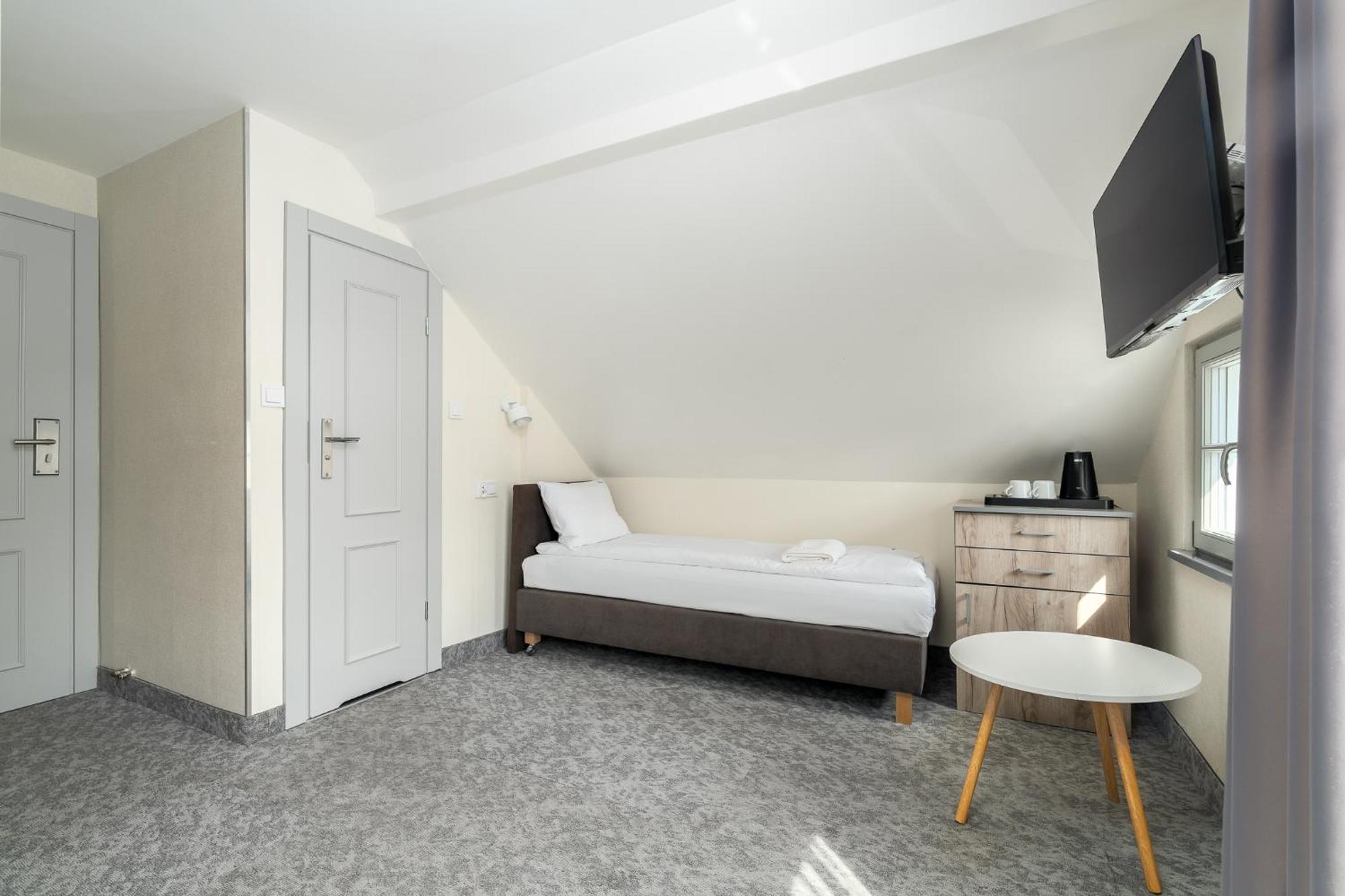 Comfort Triple Room
