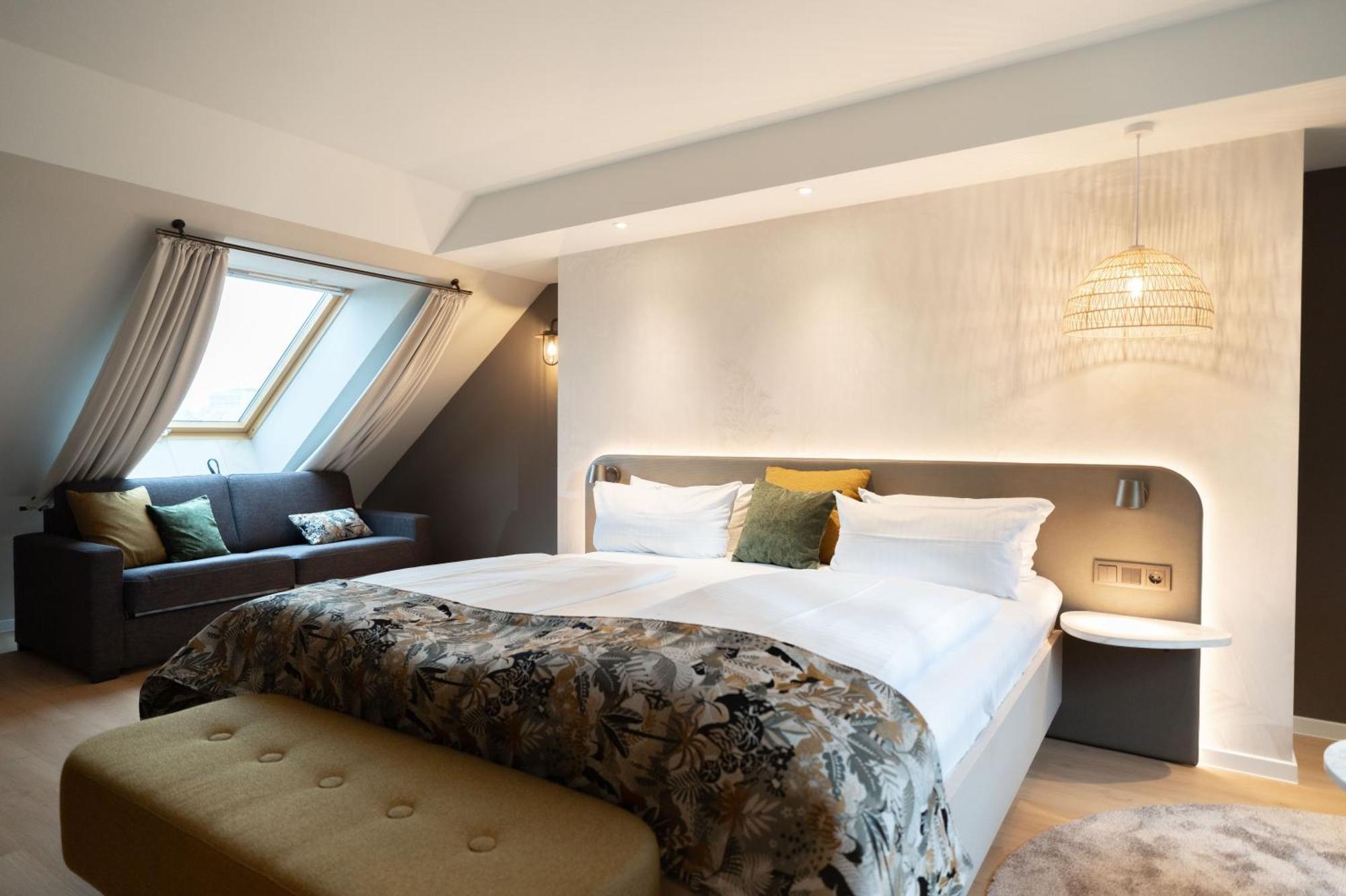 Superior Double Room,1663739612:JPEG