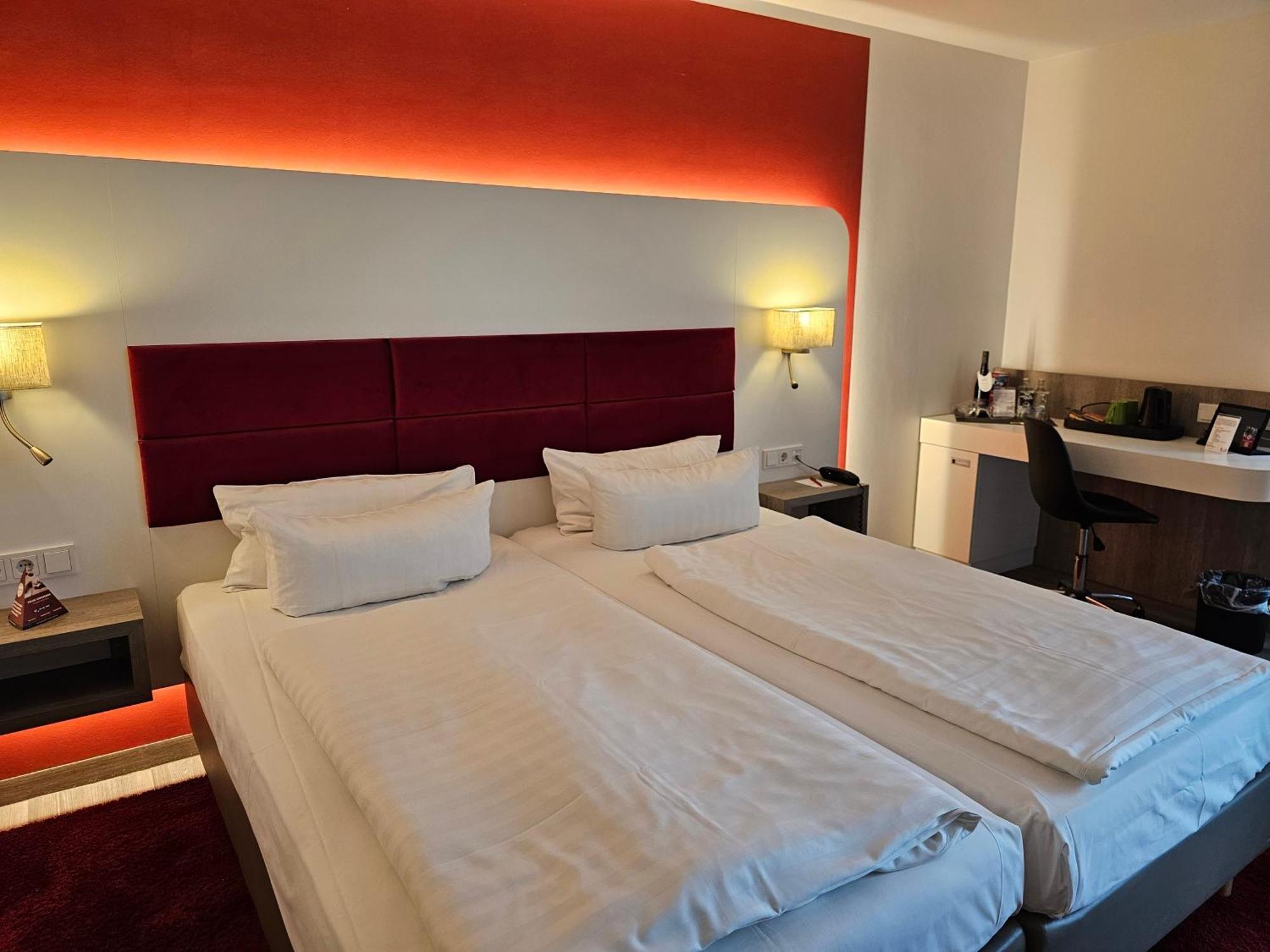 Superior Double Room with Balcony,1663740159:JPEG