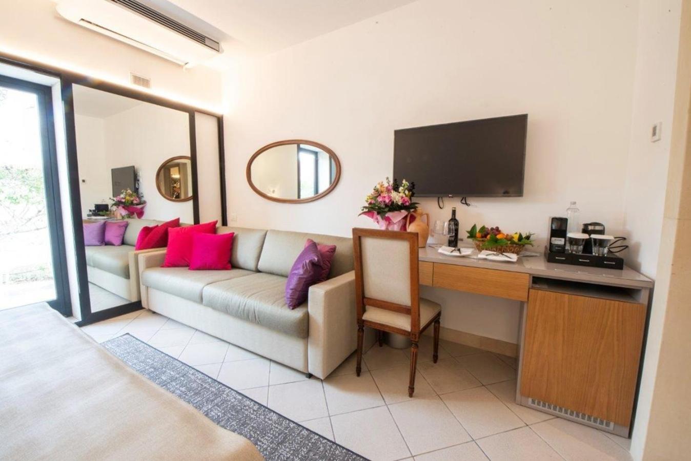 Superior Family Room
