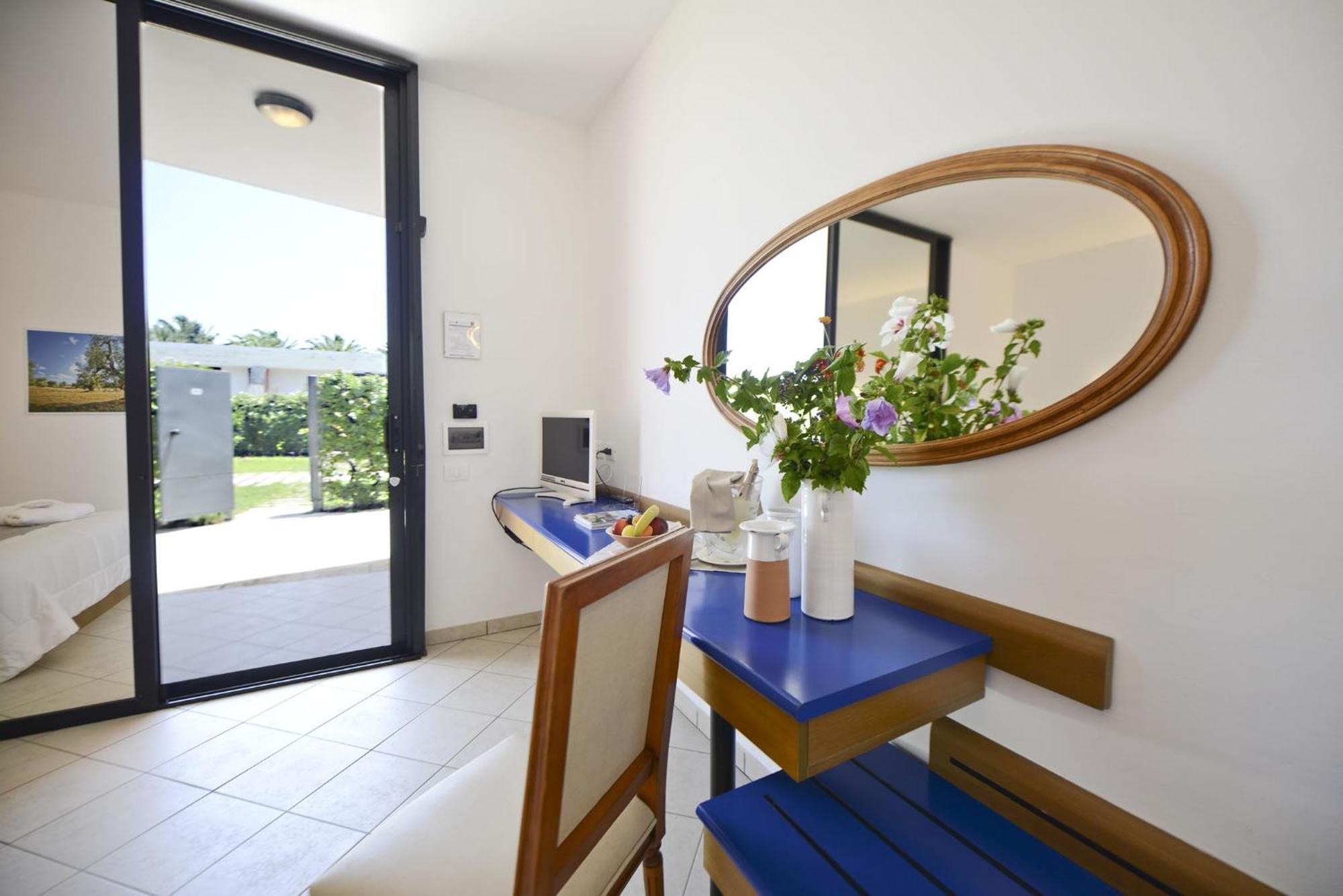Double or Twin Room Garden View