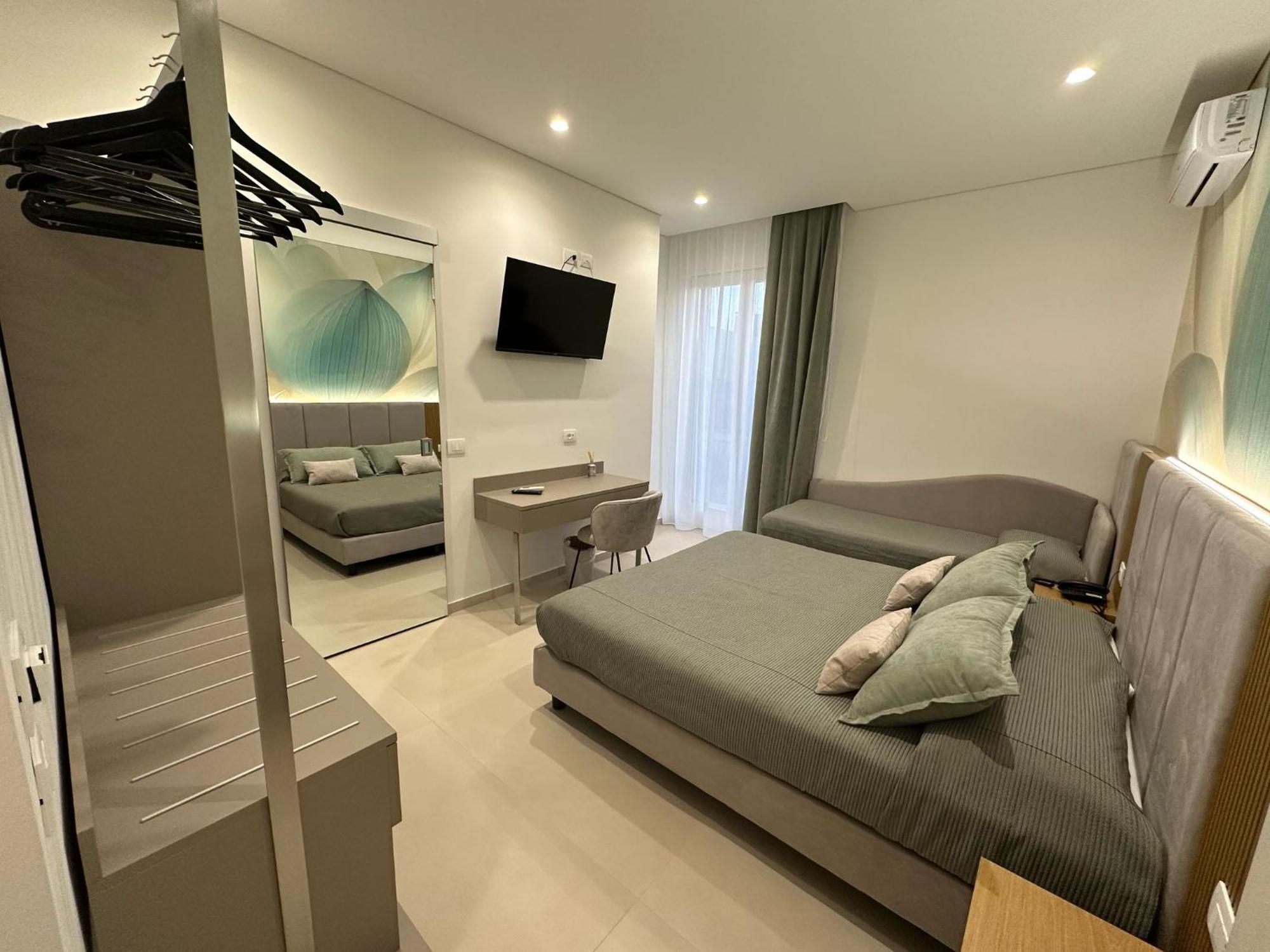 Superior Triple Room