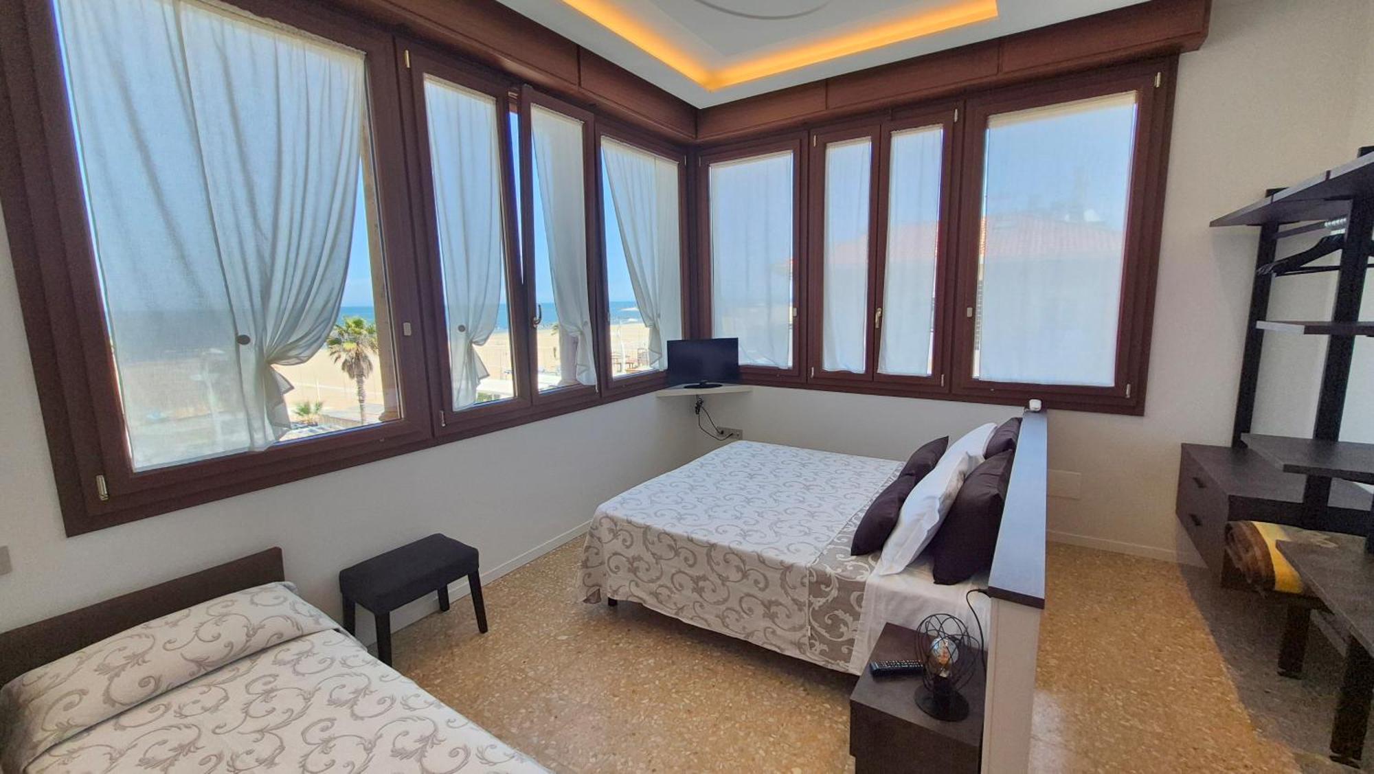 Triple Room Sea View