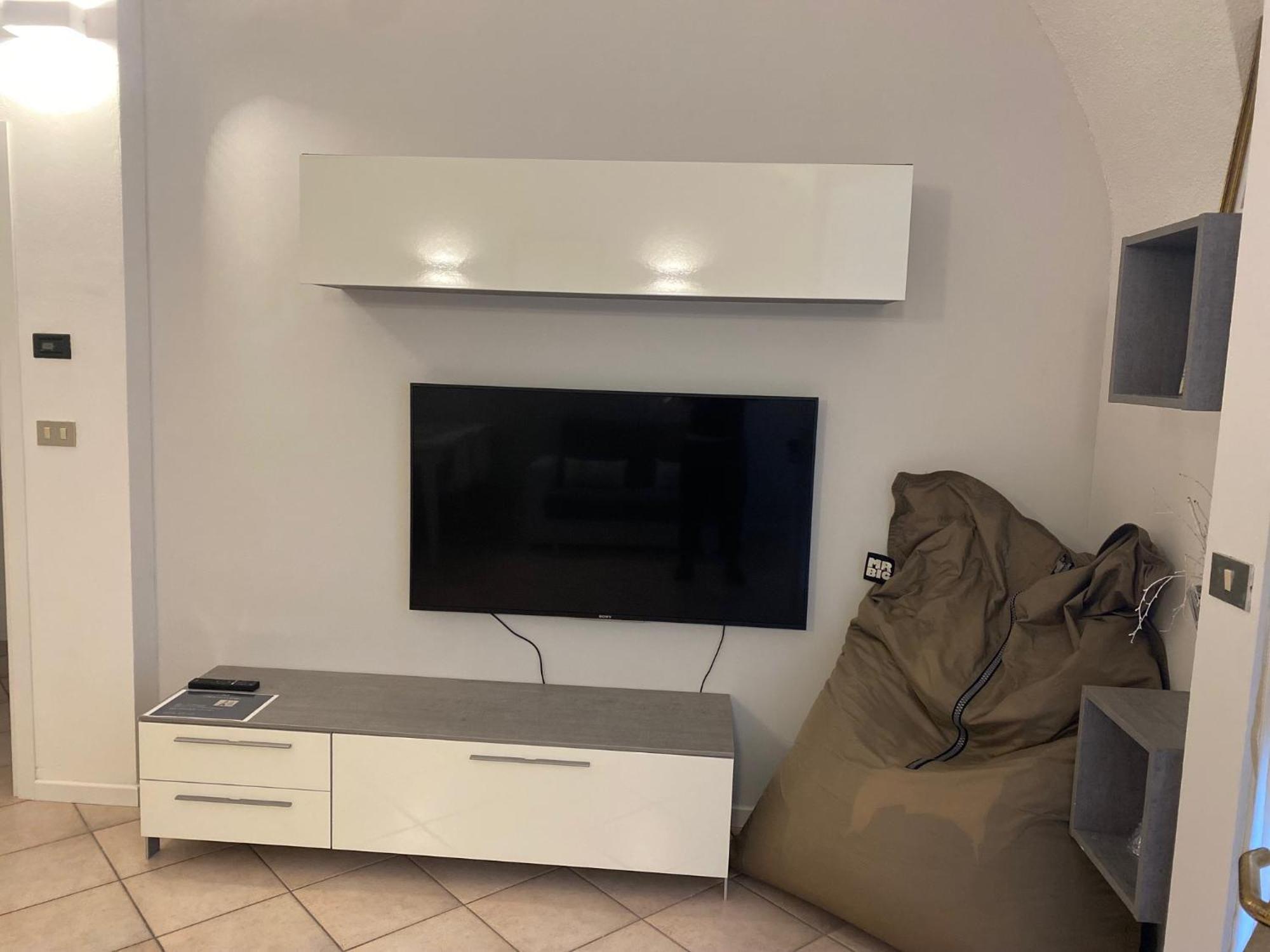 One-Bedroom Family Apartment