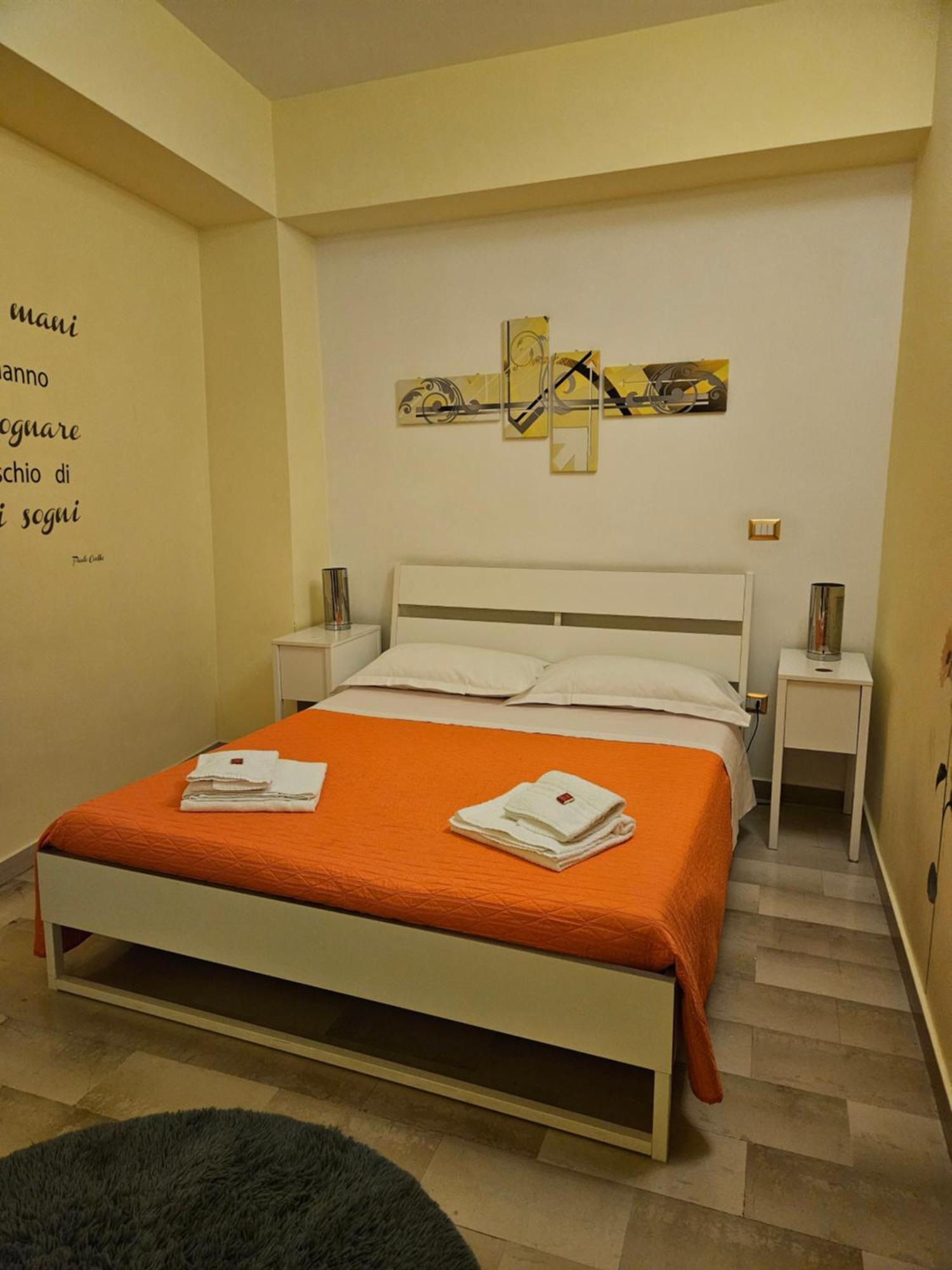 Economy Triple Room