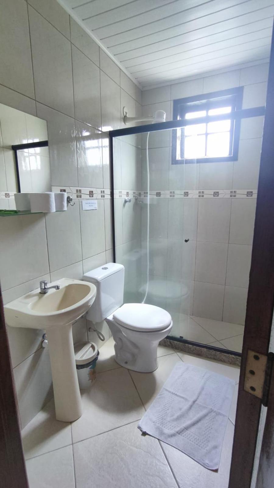 Family Room,1663773213:JPEG