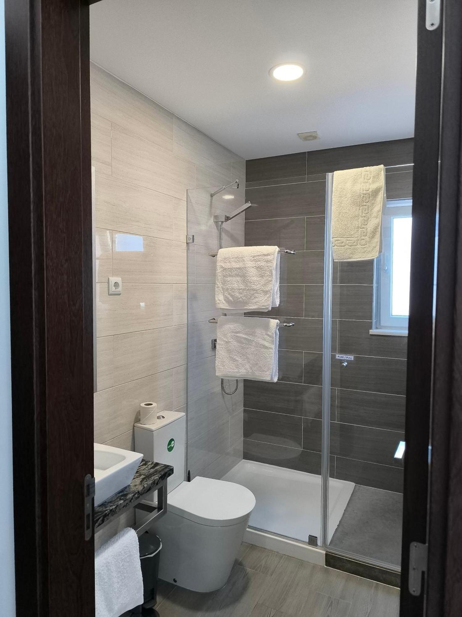 Twin Room with Balcony,1663773904:JPEG