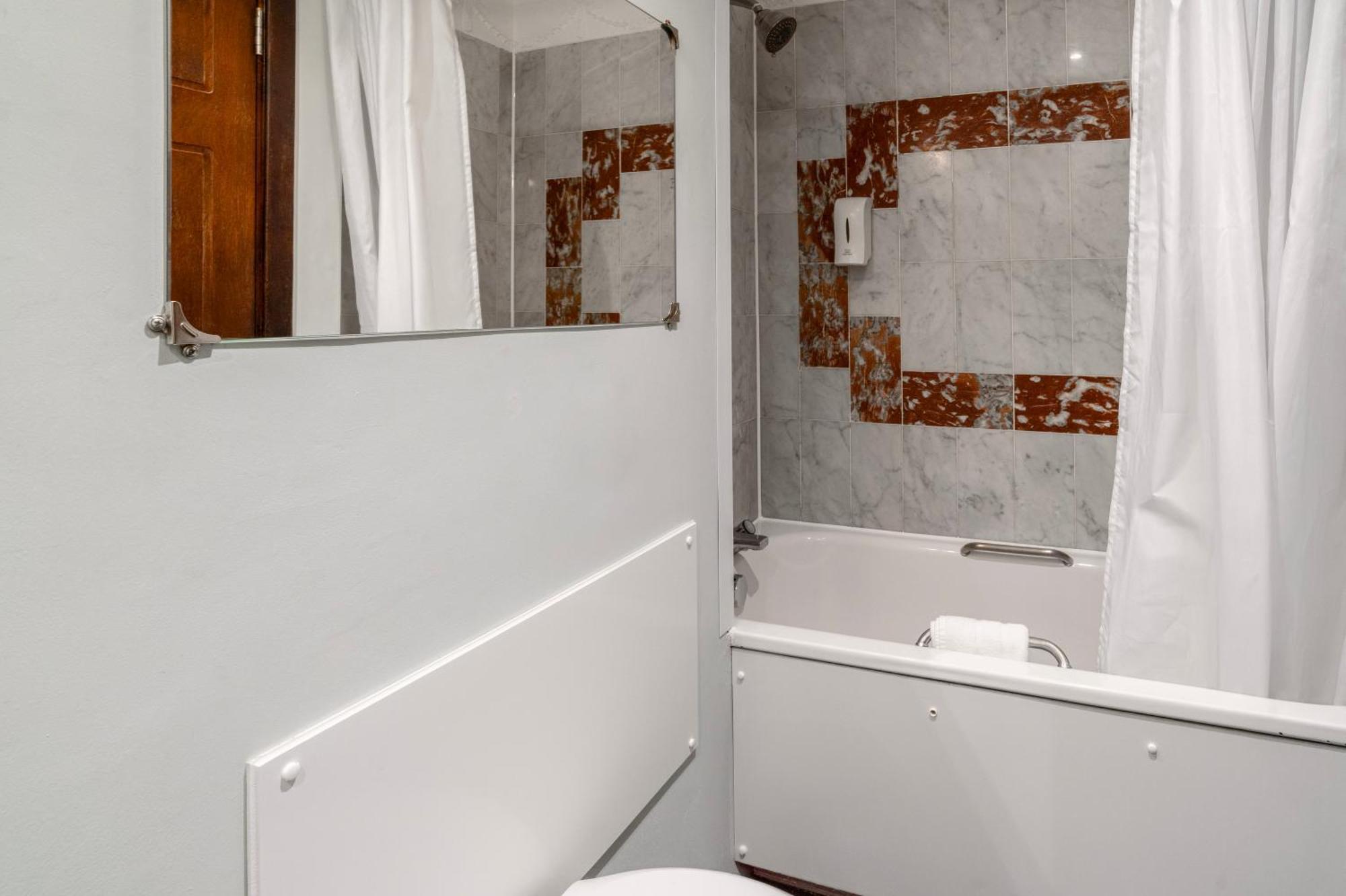 Standard Single Room,1664648011:JPEG