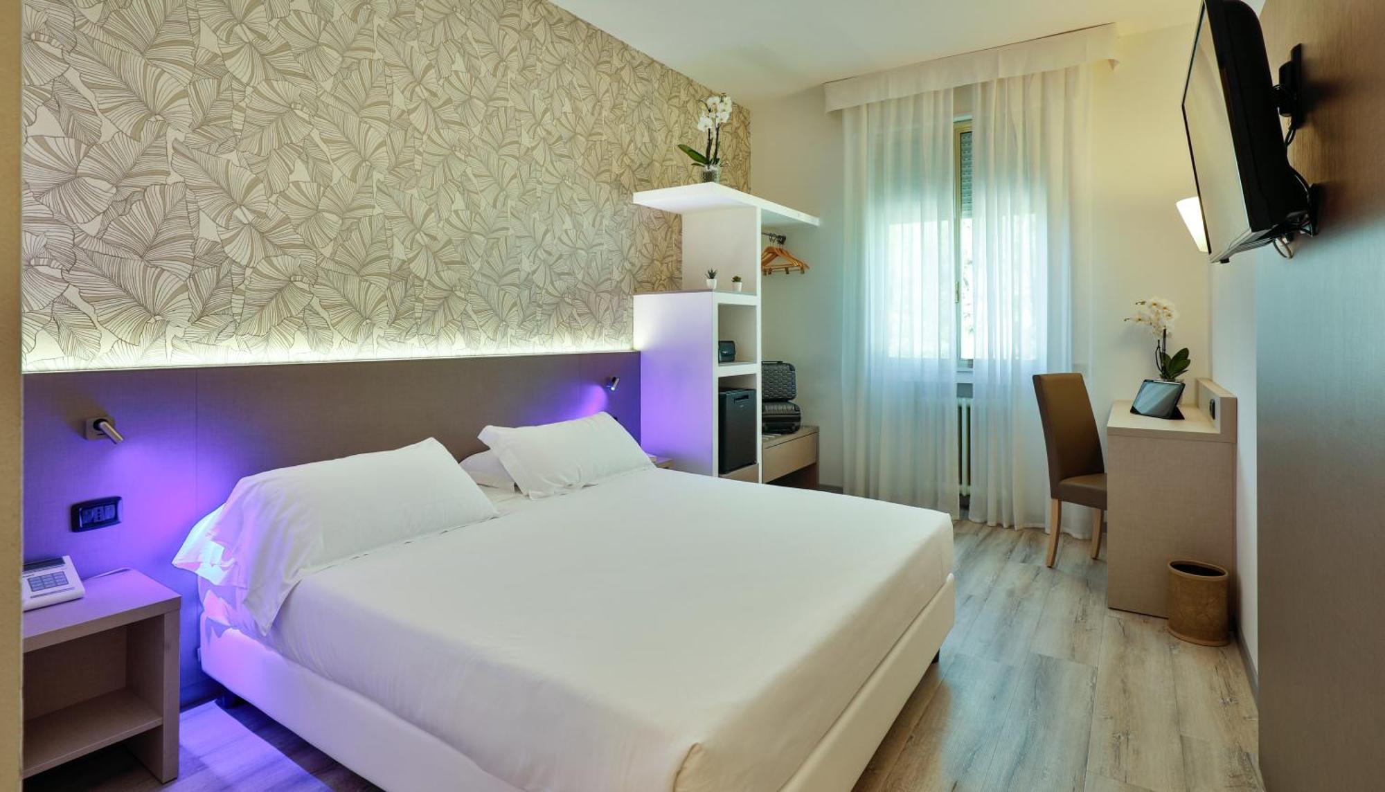 Double Room,1664650755:JPEG
