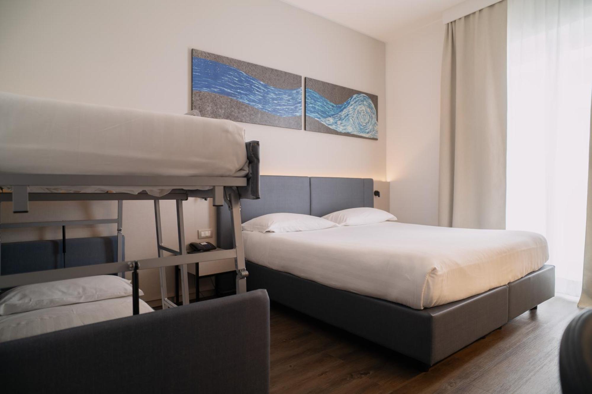 Quadruple Room,1664652321:JPEG