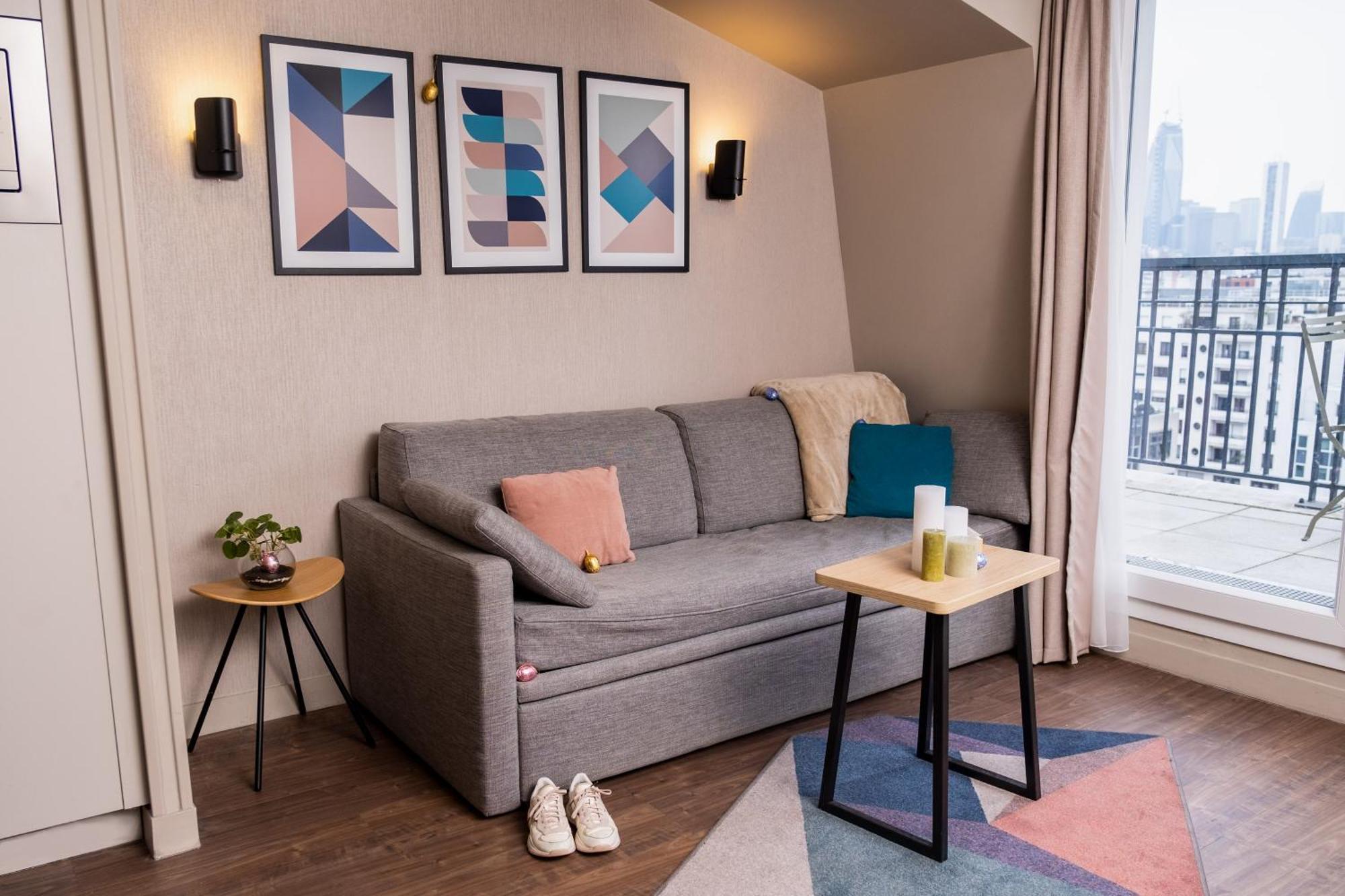 One-Bedroom Apartment