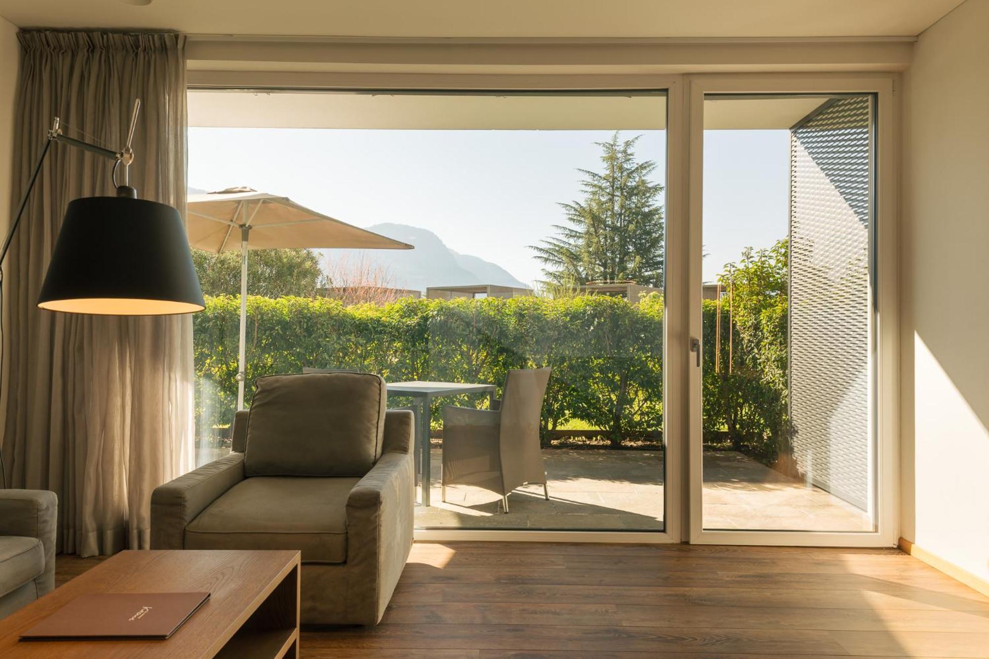 One-Bedroom Apartment Terrace
