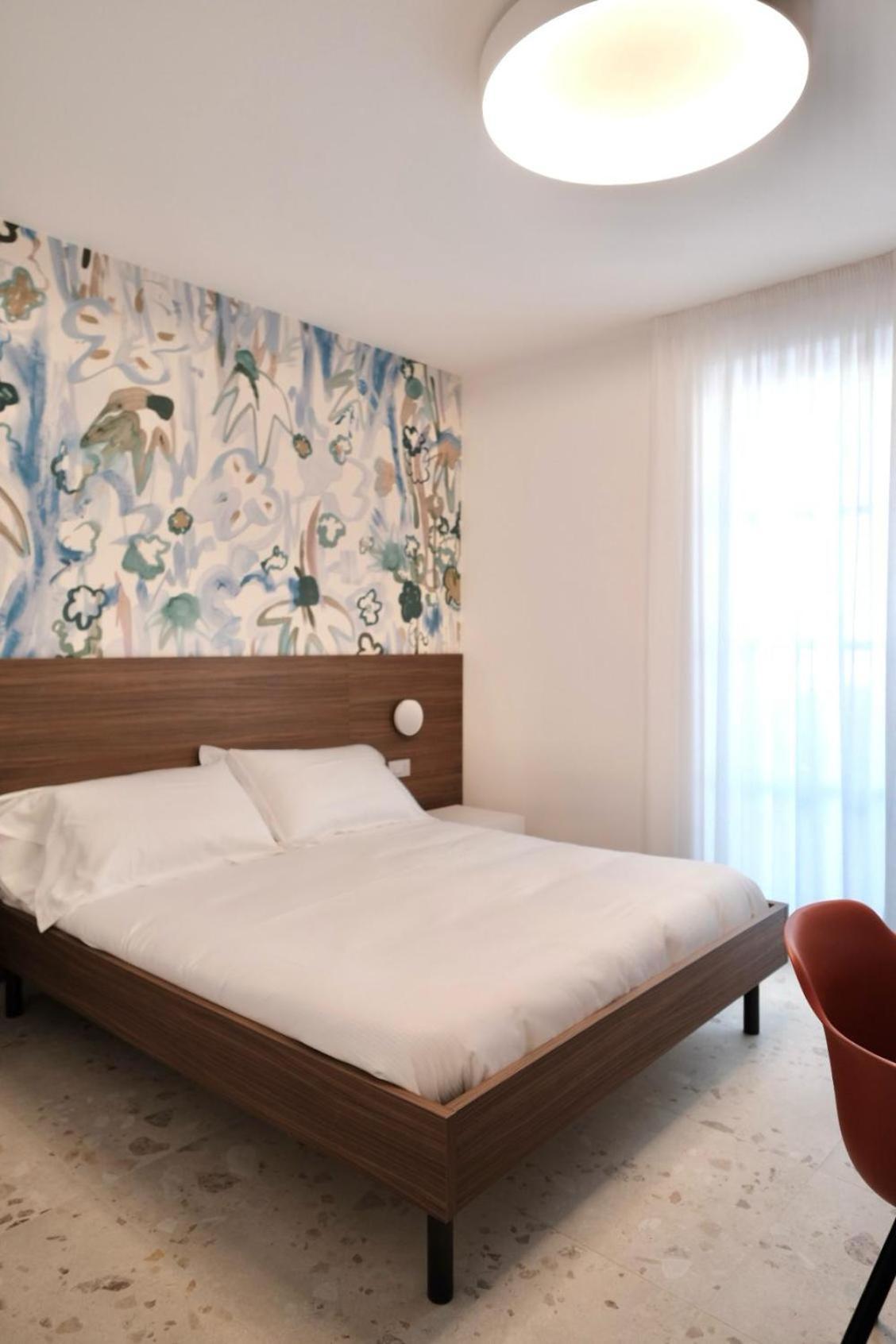 Superior One-Bedroom Apartment Balcony