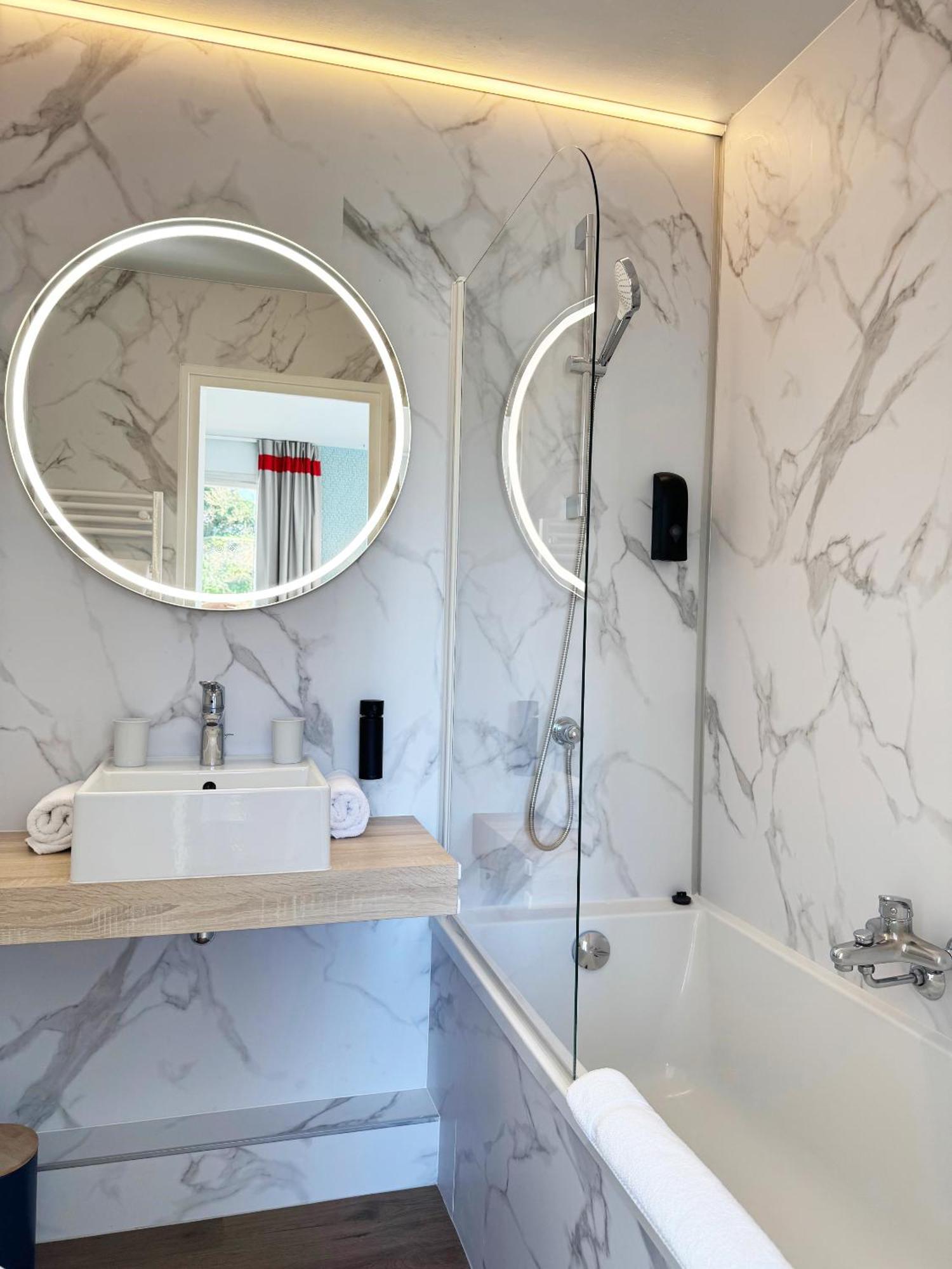 Deluxe Double Room Harbour View