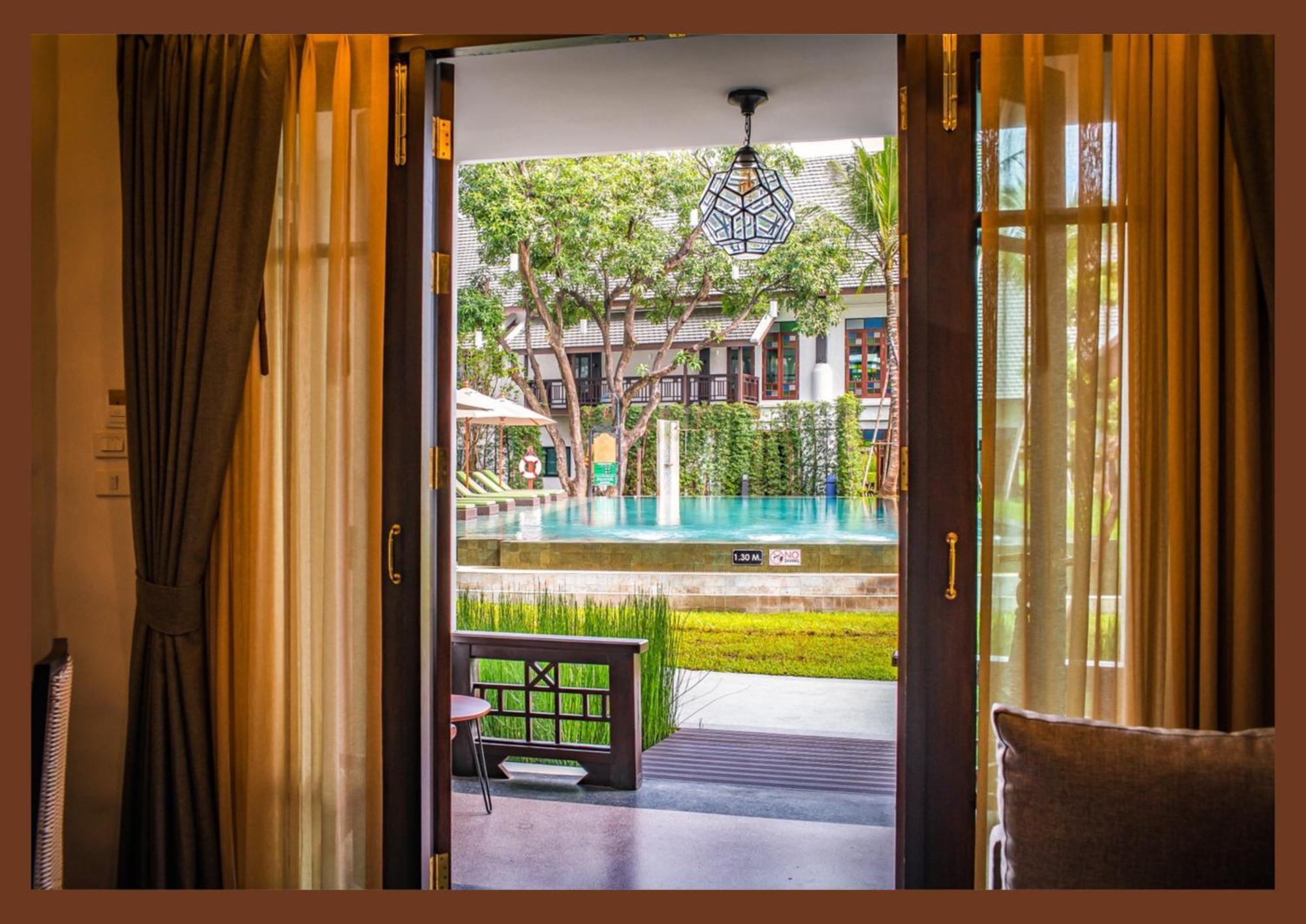 Grand Deluxe Double Bedroom