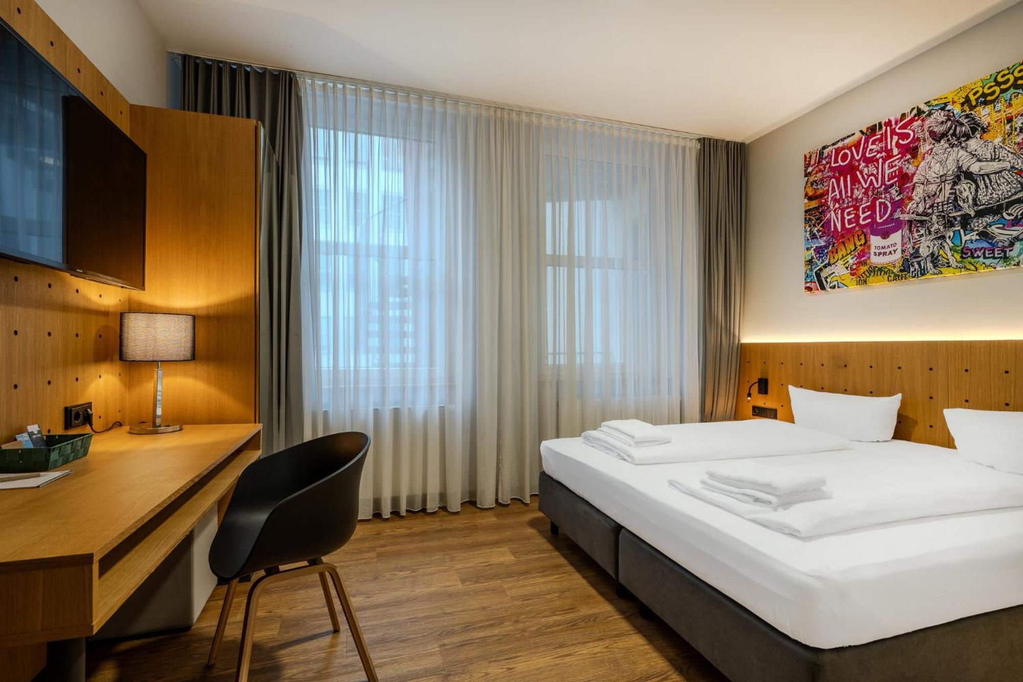 Superior King Room