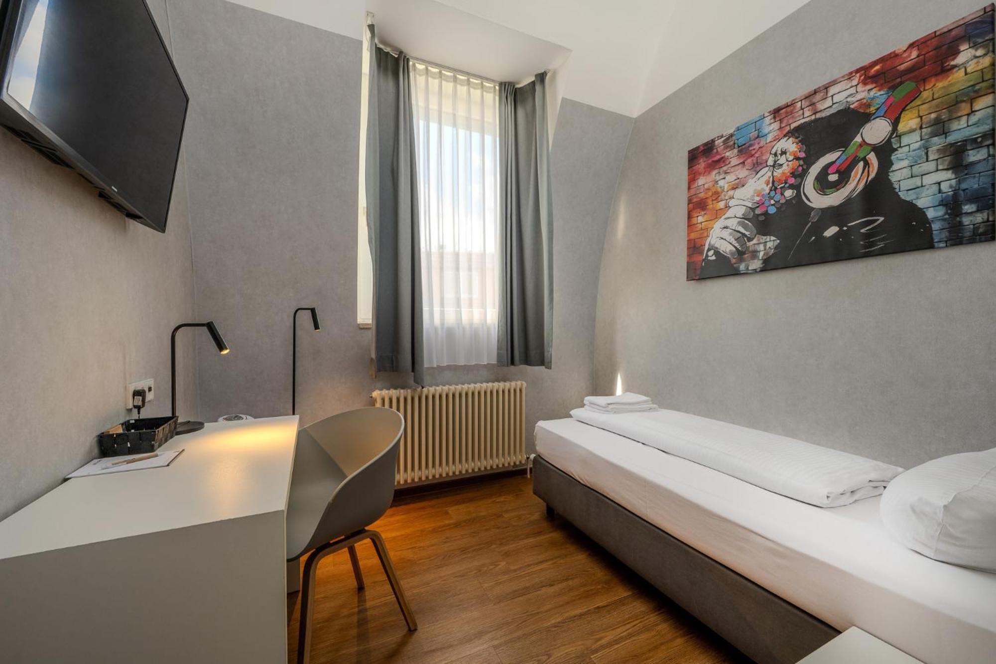 Single Room