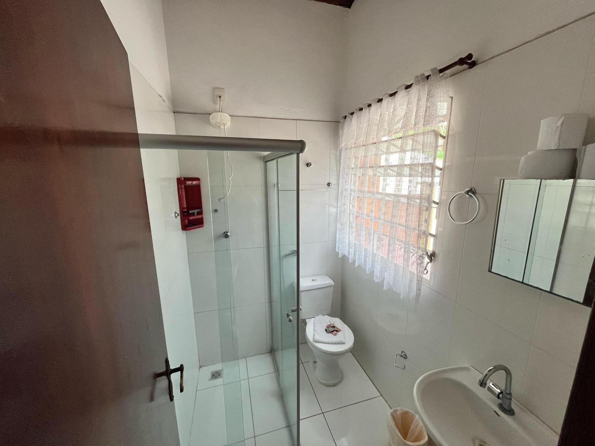 Quarto Triplo Básico